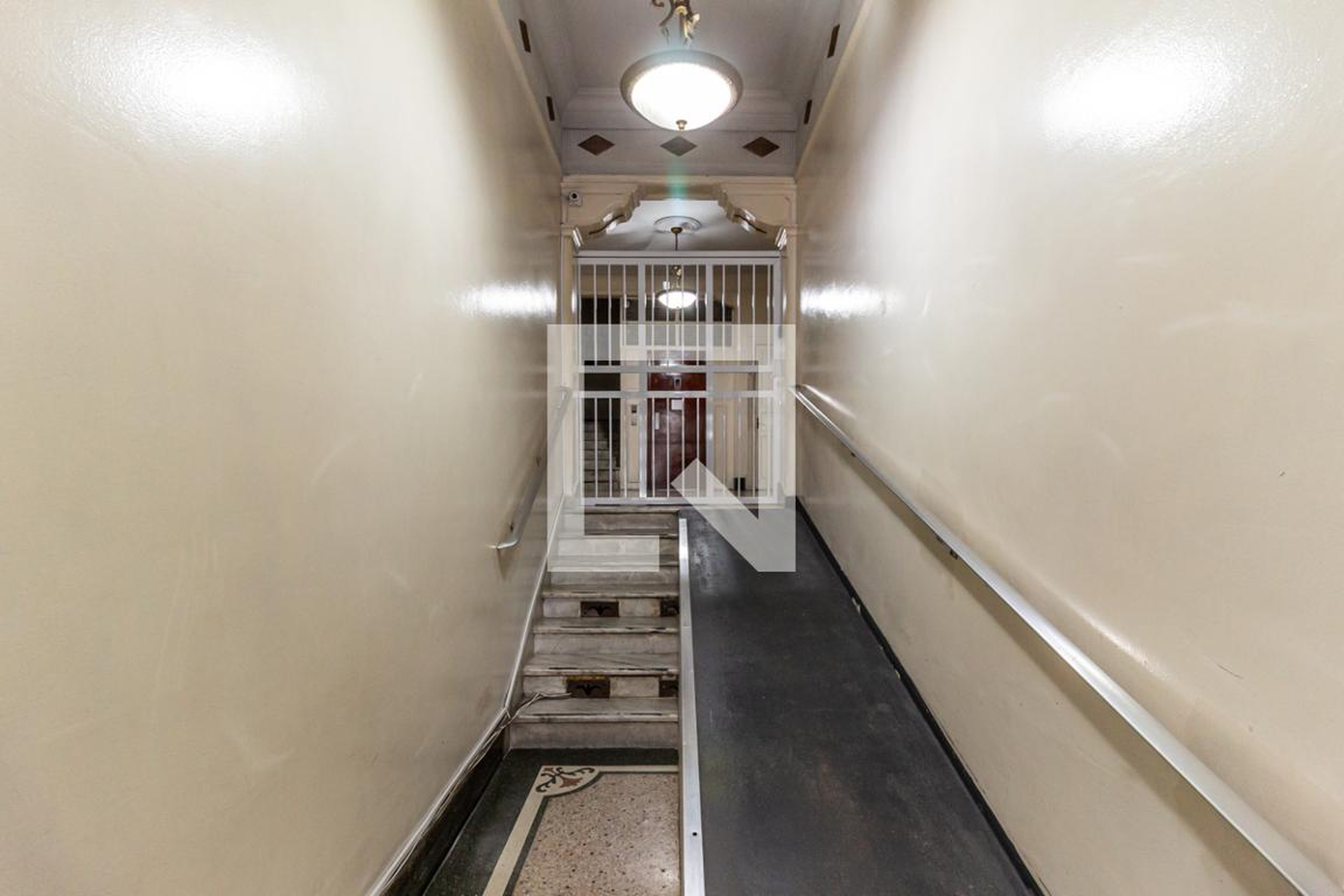 Hall de Entrada - Edifício Bracaiuva