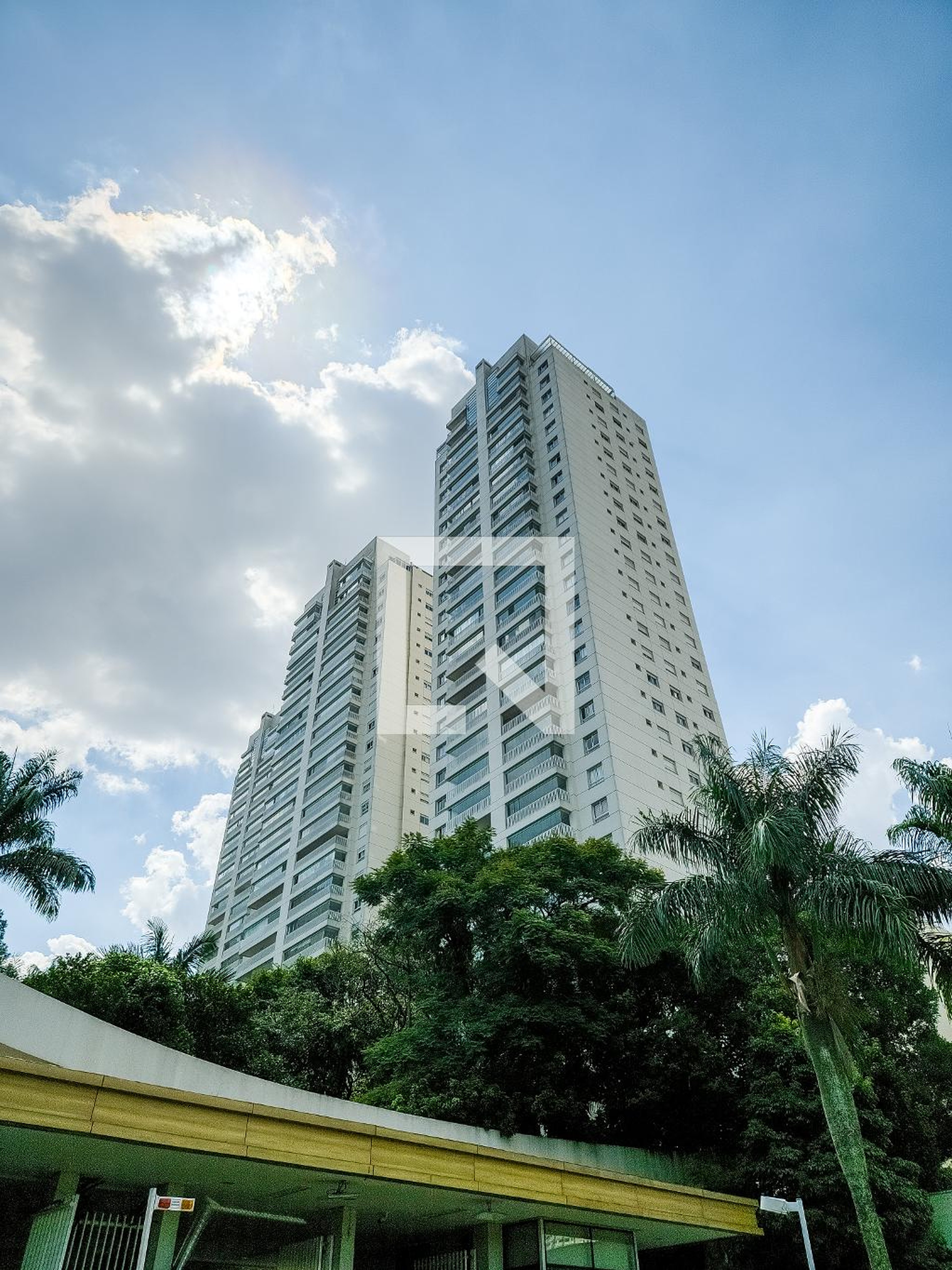 Fachada do Prédio Condomínio Iepê Golf