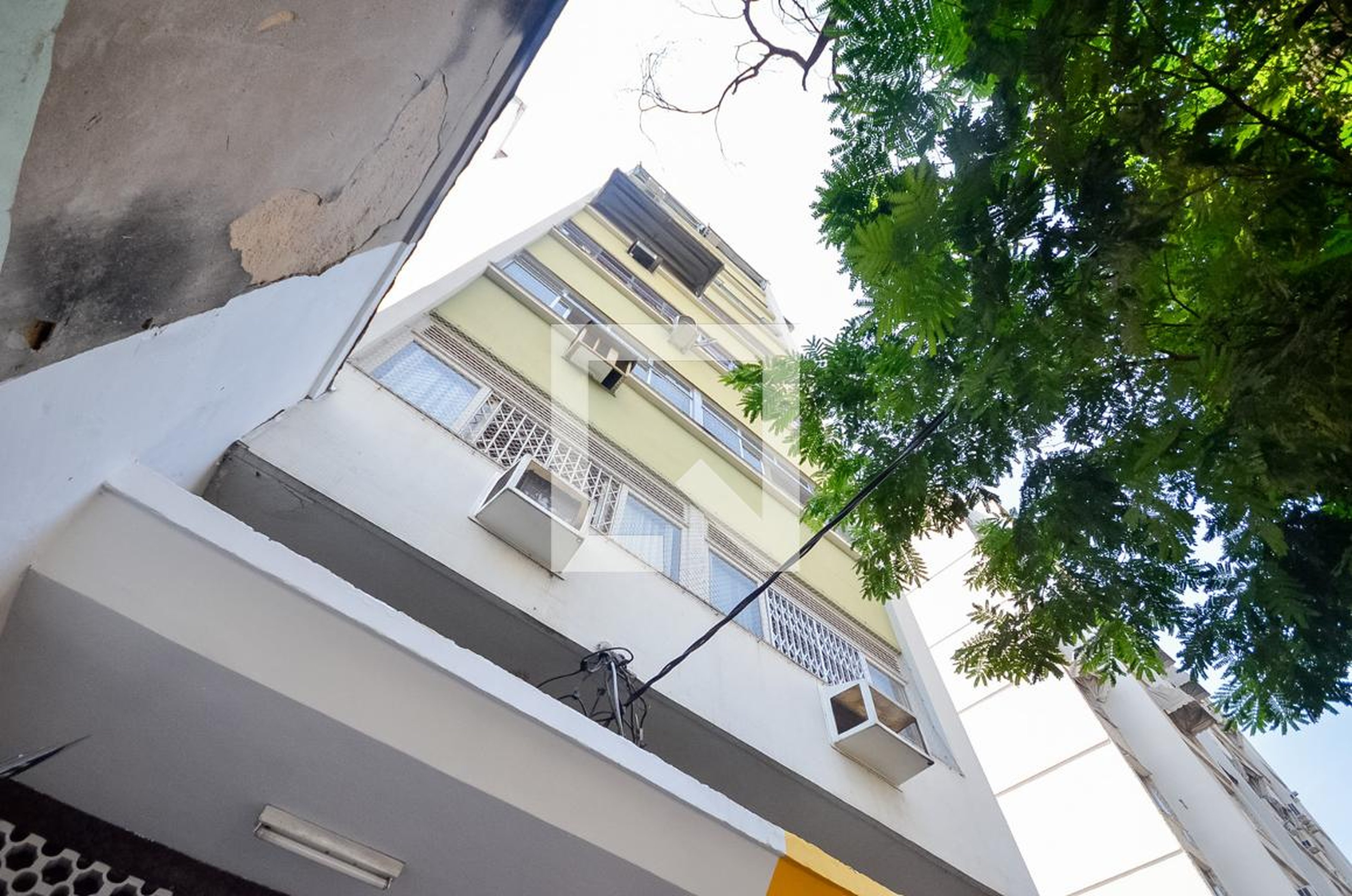 Fachada Condomínio em Rua Uruguai, 199