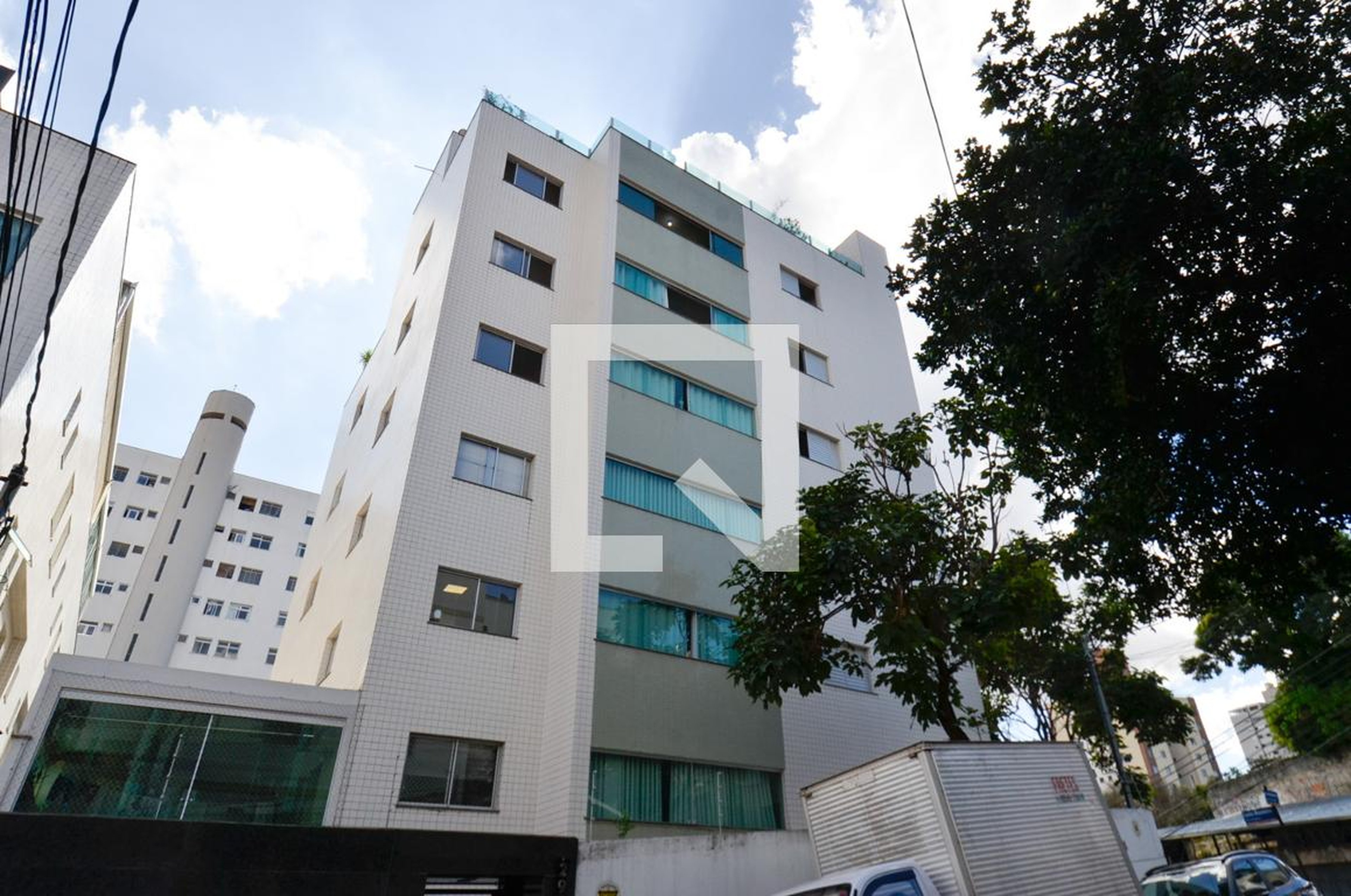 Fachada Condomínio em Rua Cônego Floriano, 299