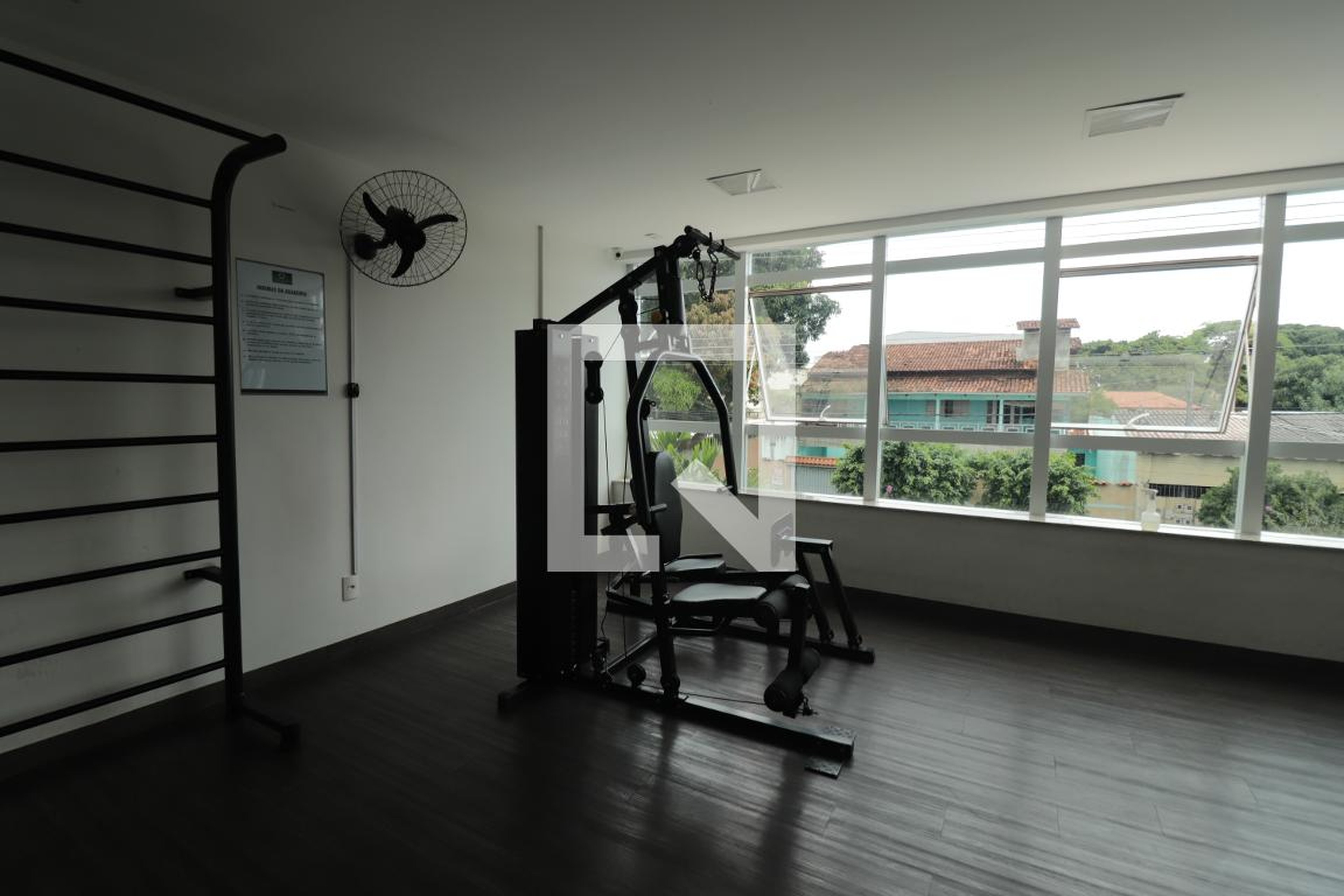 Academia - Panoramic Residence