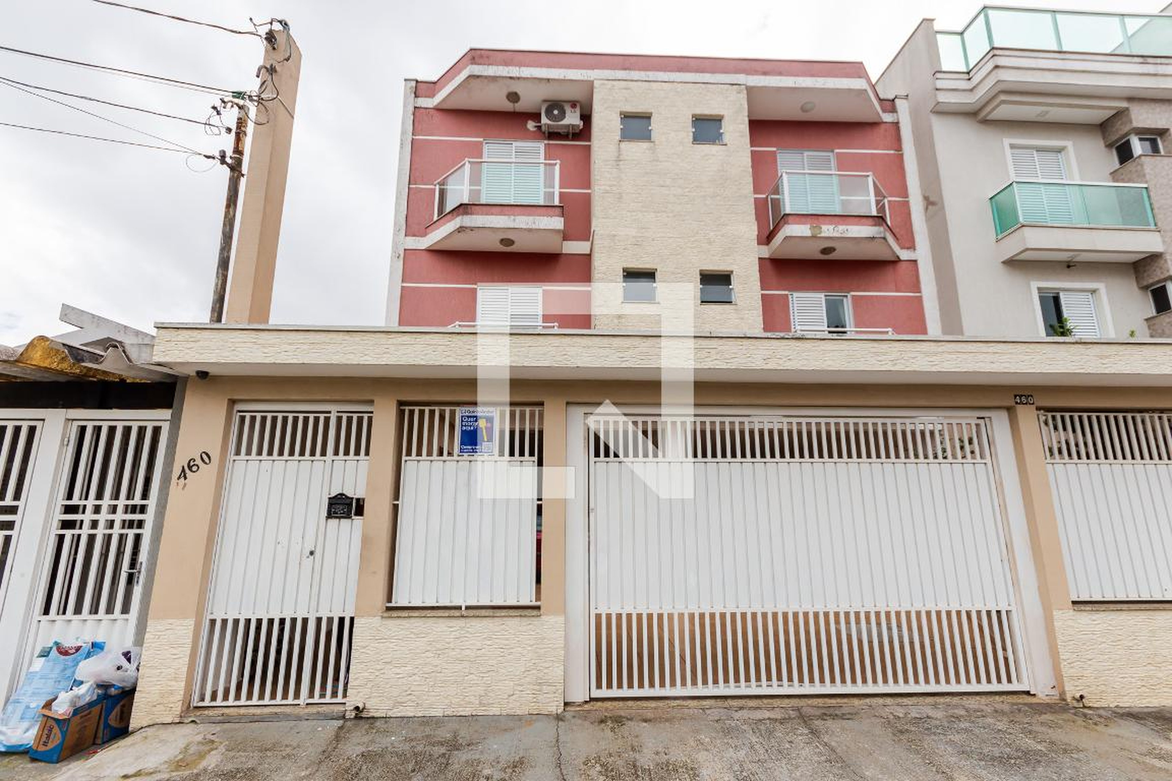 Fachada Condomínio em Rua Matilde, 460