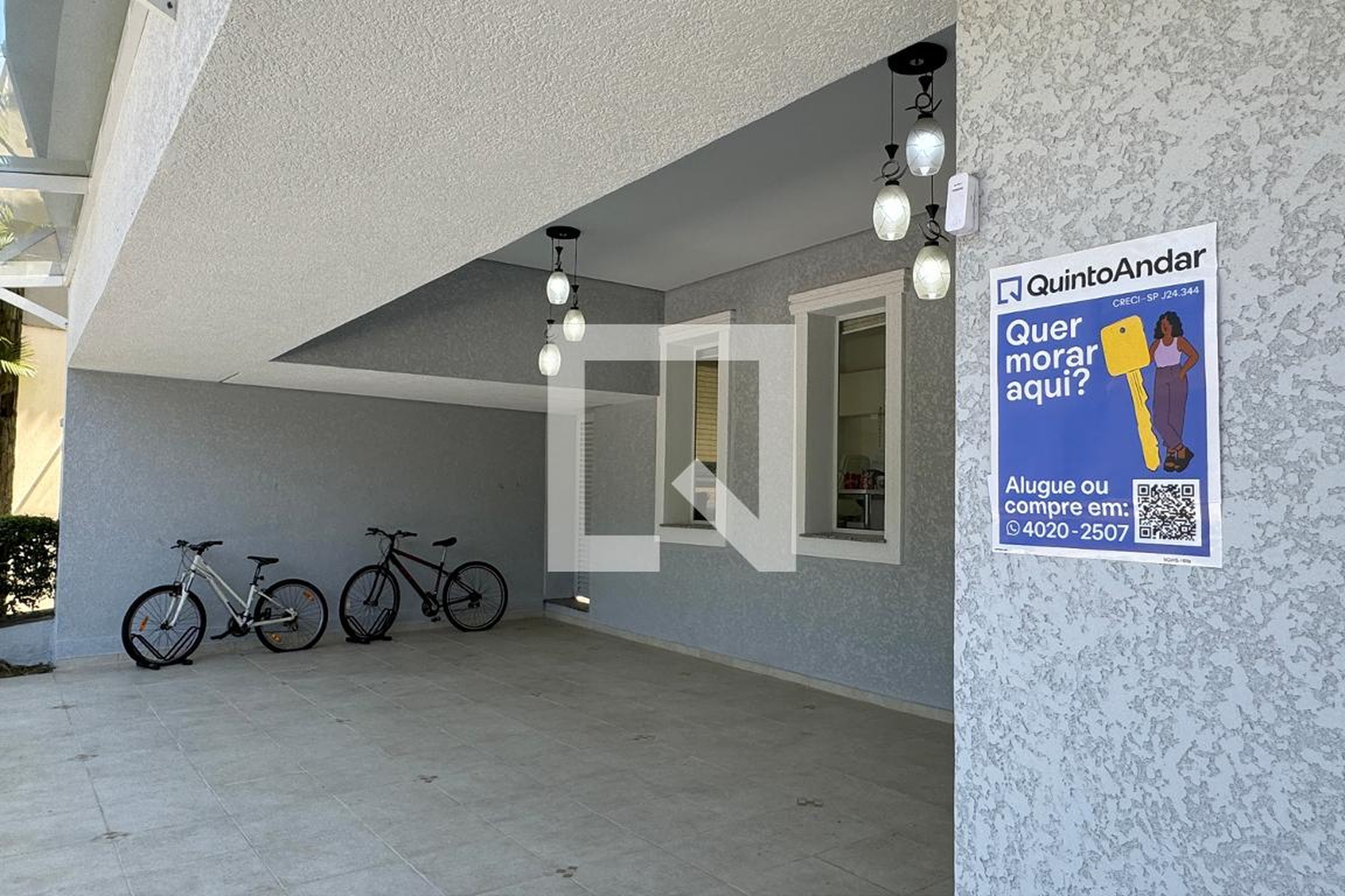 Fachada Condomínio em Alameda das Sempre-Vivas, 719