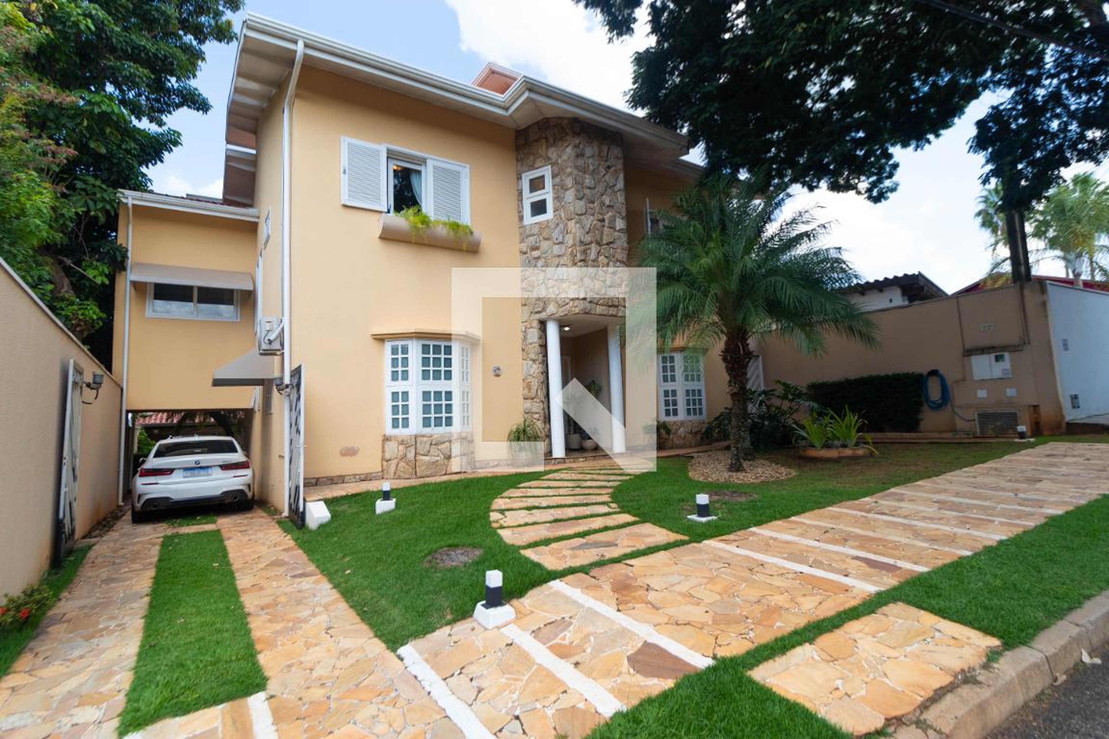 Fachada Condomínio em Rua do Leme, 177