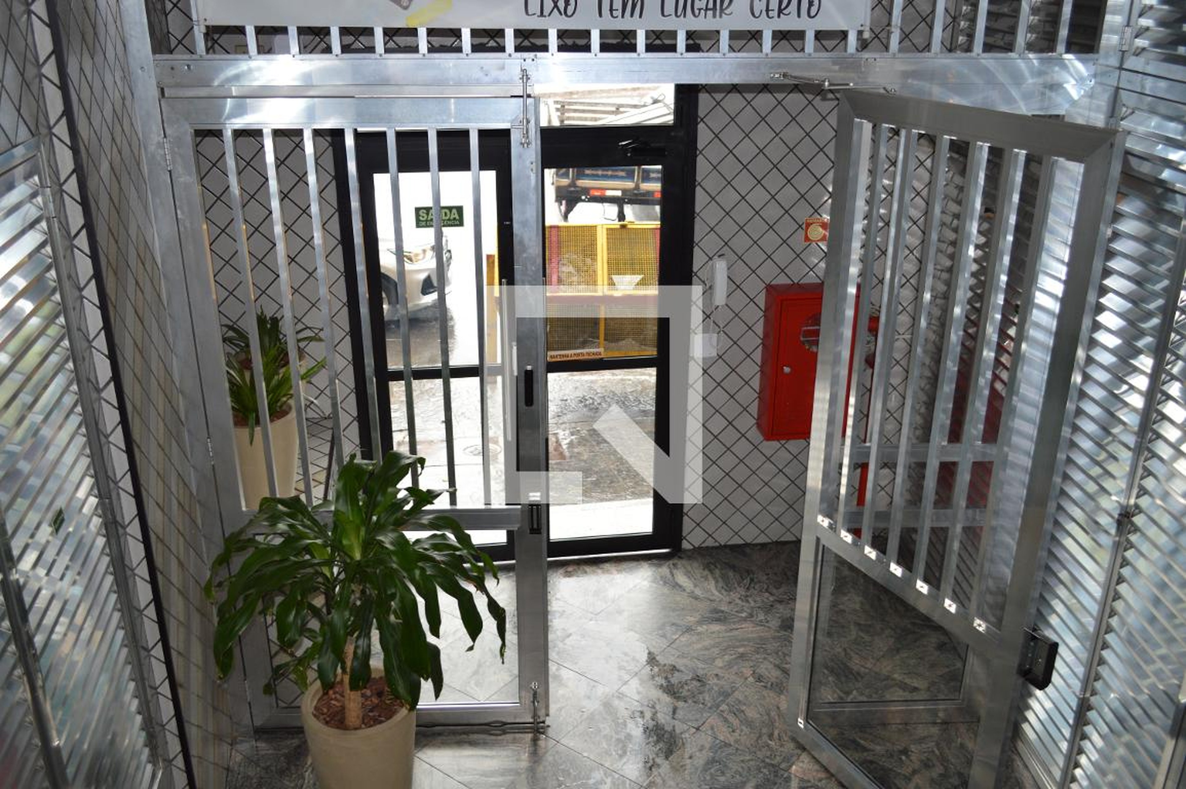 Entrada - Edifício Athenas