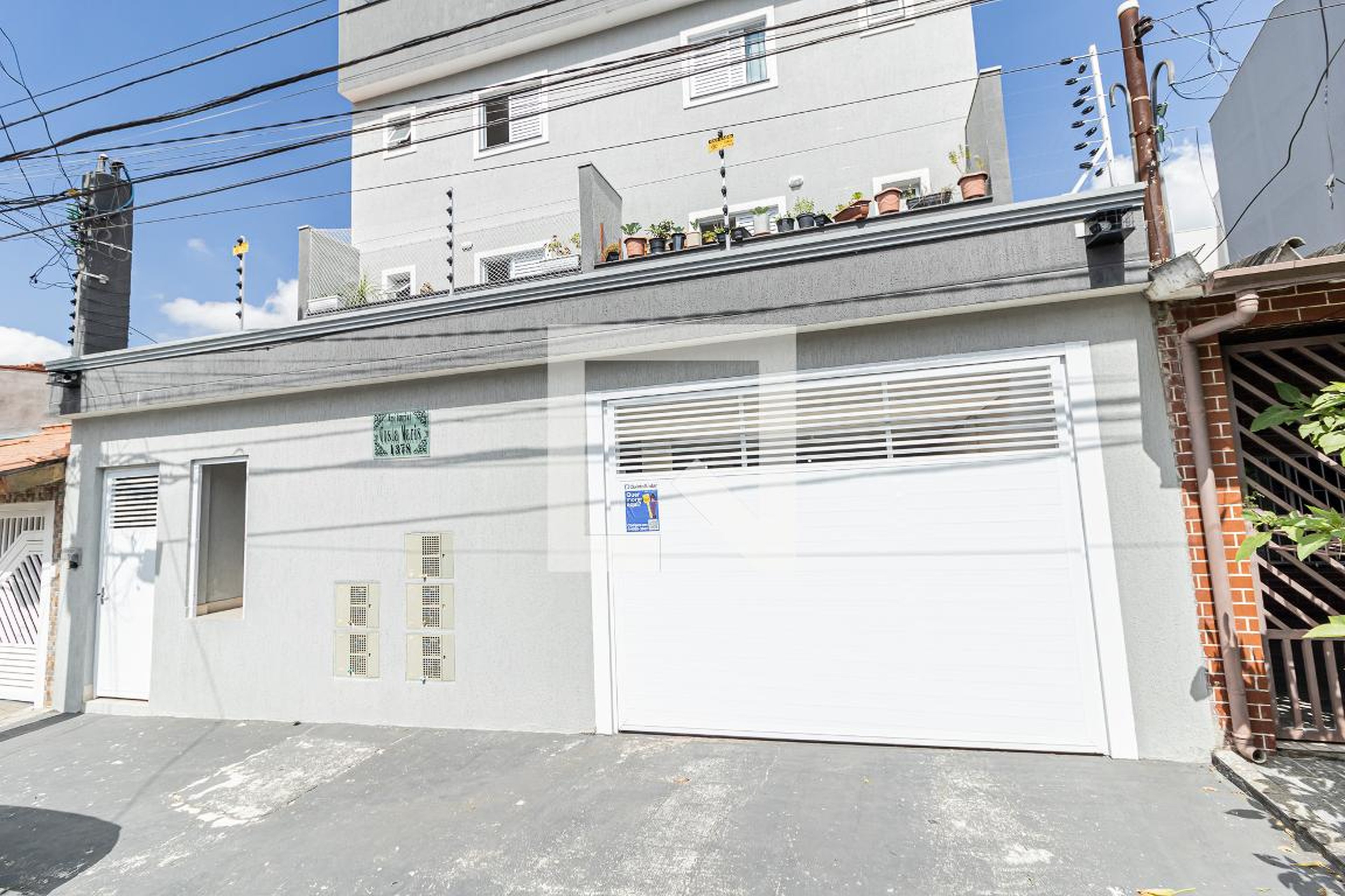 Fachada Condomínio em Rua Caucaso, 1378