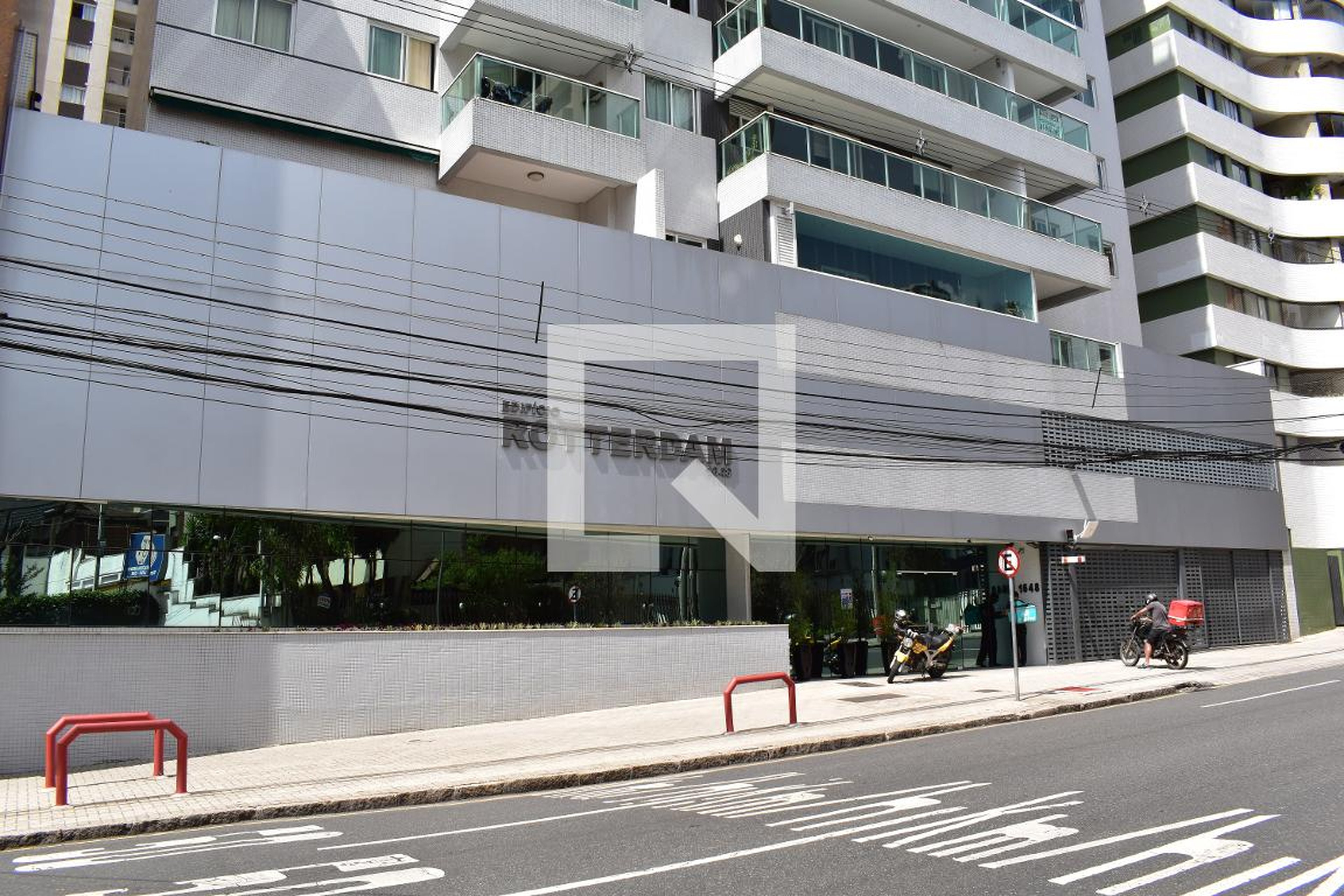 Fachada Condomínio Rotterdam