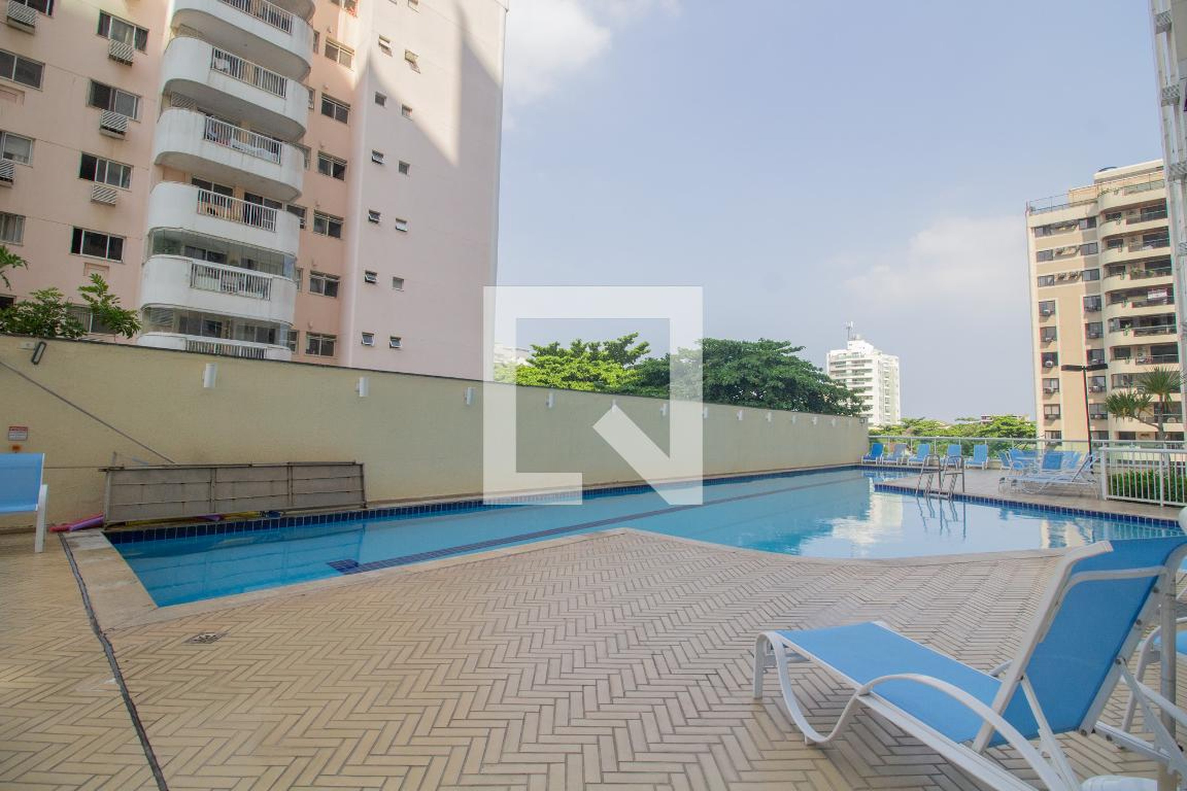 Piscina - La Vista Residencial