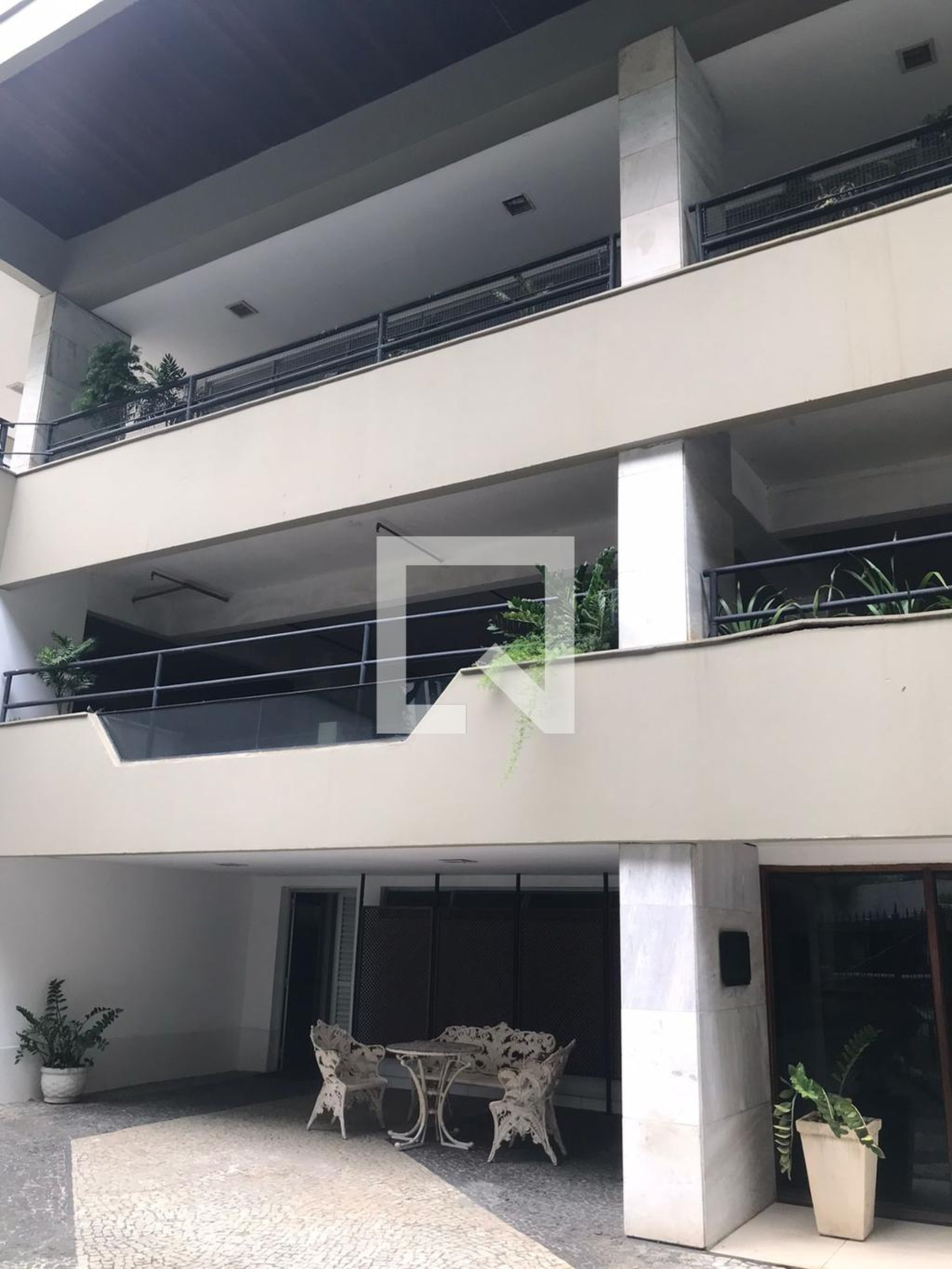 Fachada do Prédio Edifício General Ayrosa