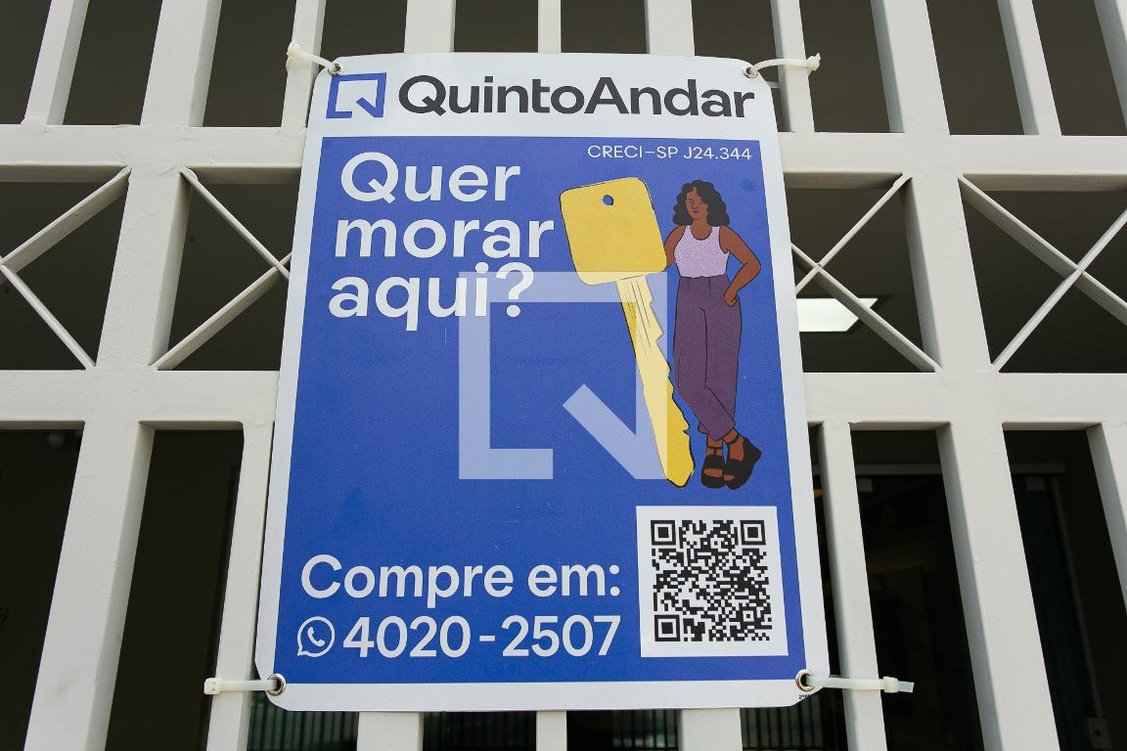 Fachada Condomínio em Rua Matusalém Matoso, 337