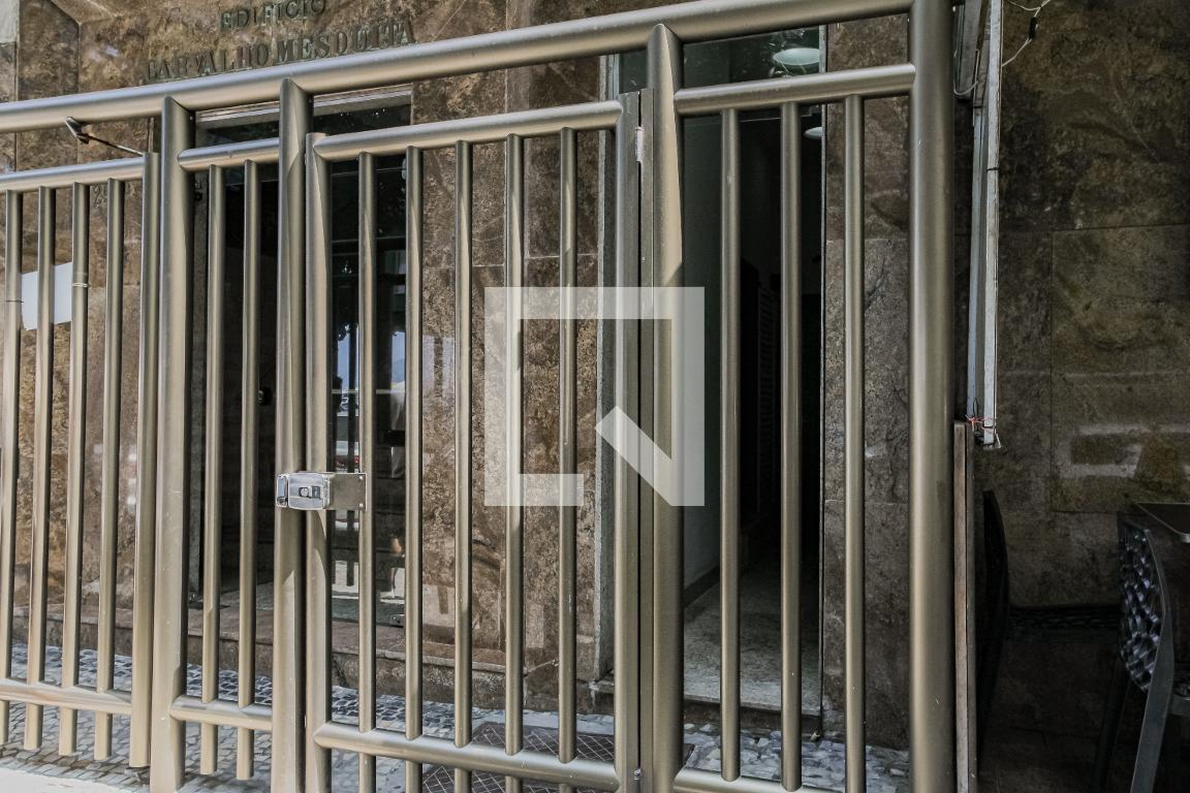 Entrada - Edificio Carvalho Mesquita