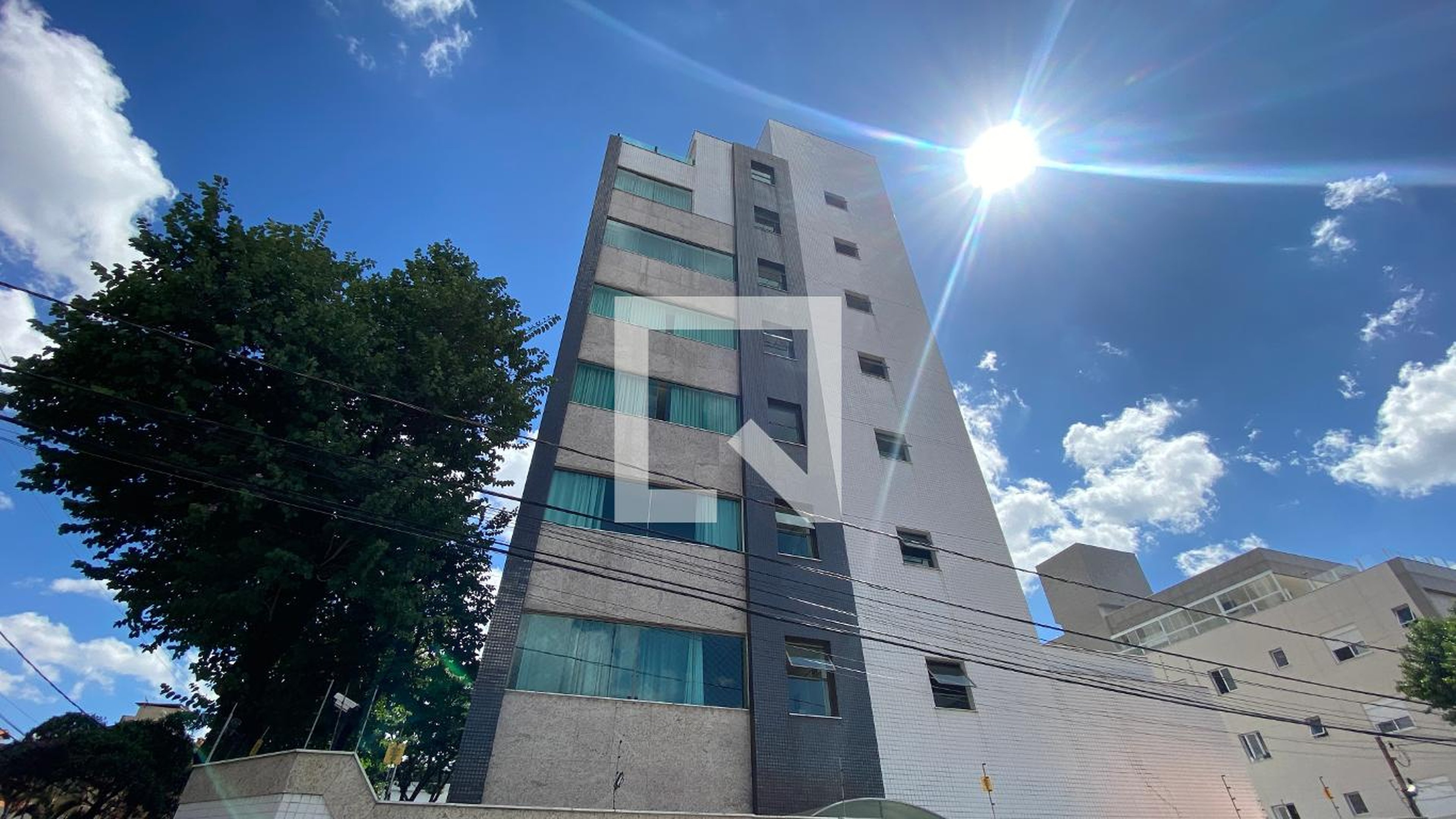 Fachada do Prédio Condomínio em Rua Dom Lúcio Antunes, 262