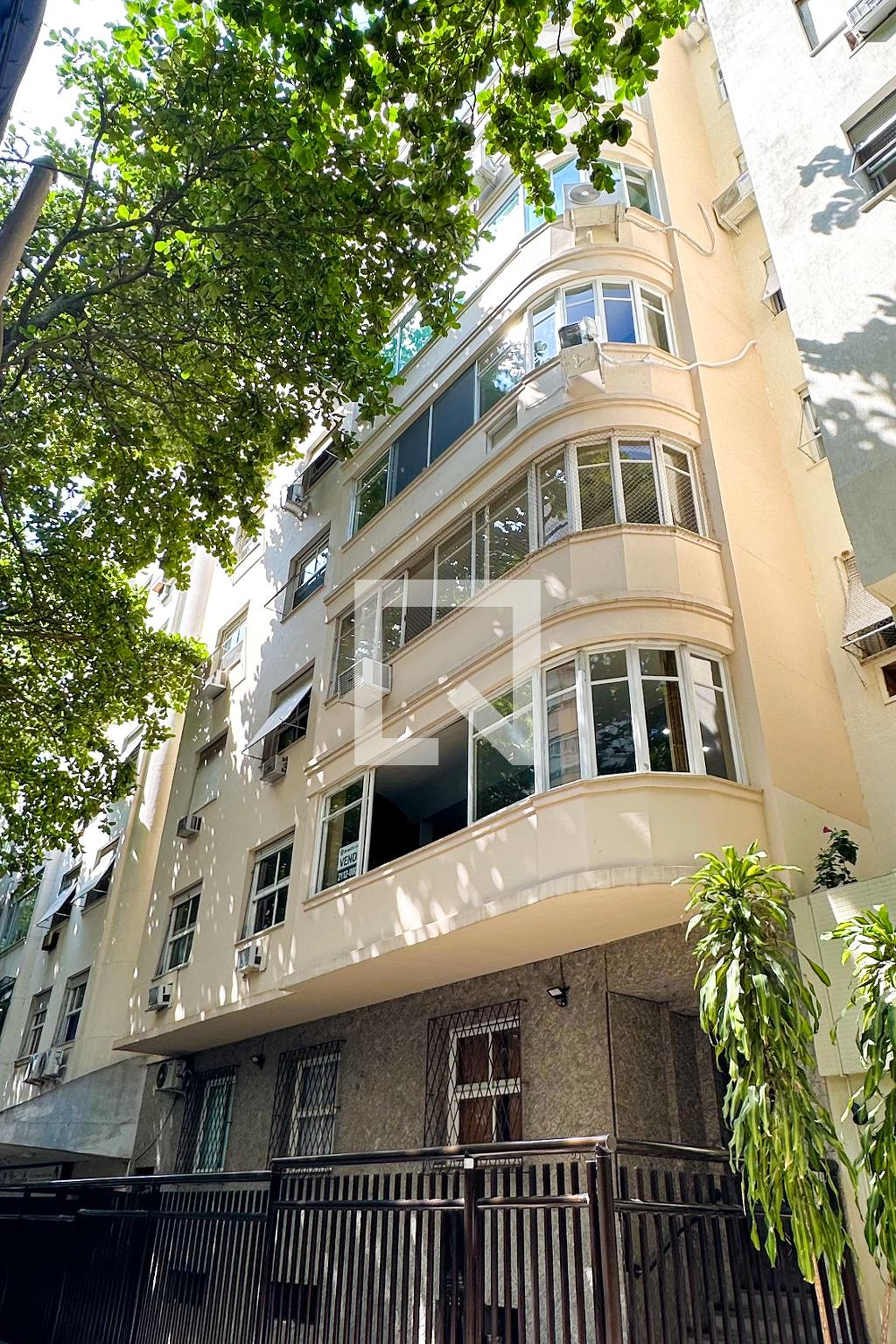 Fachada Condomínio Almirante Morais Rego