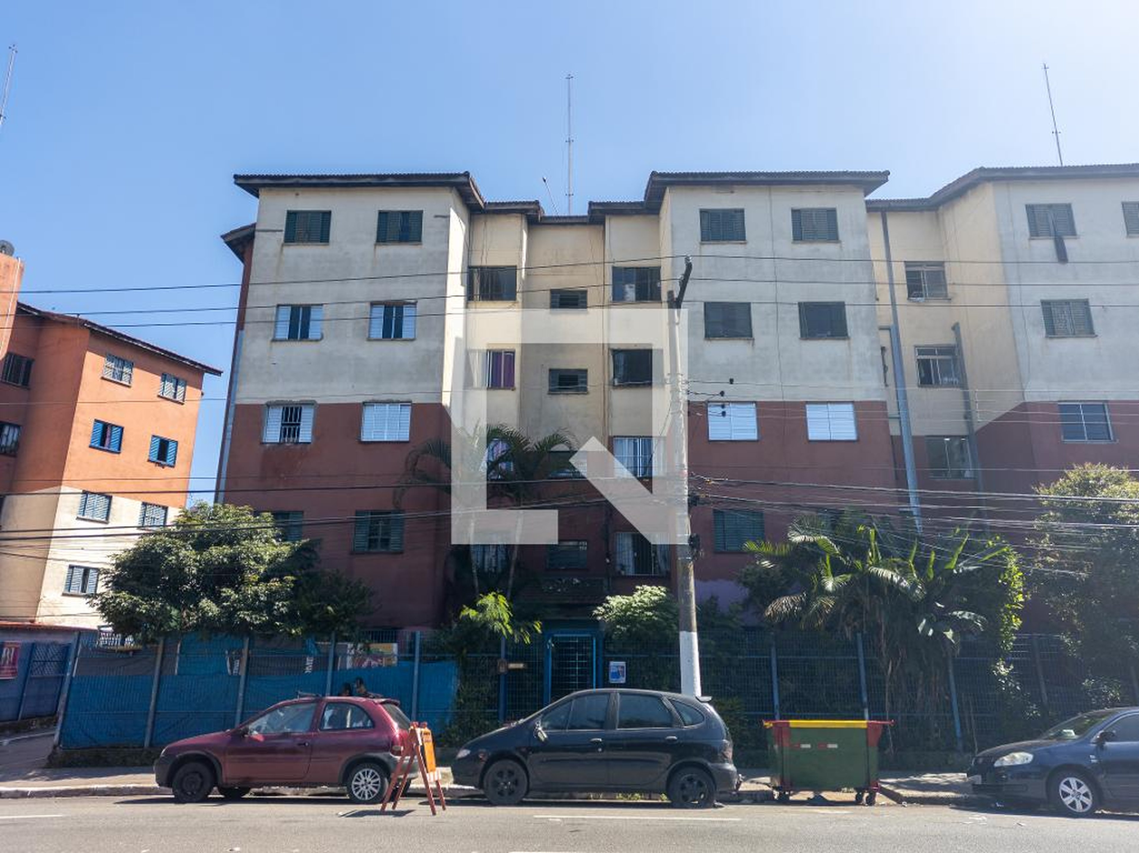 Fachada do Prédio Condomínio Zakinarchi