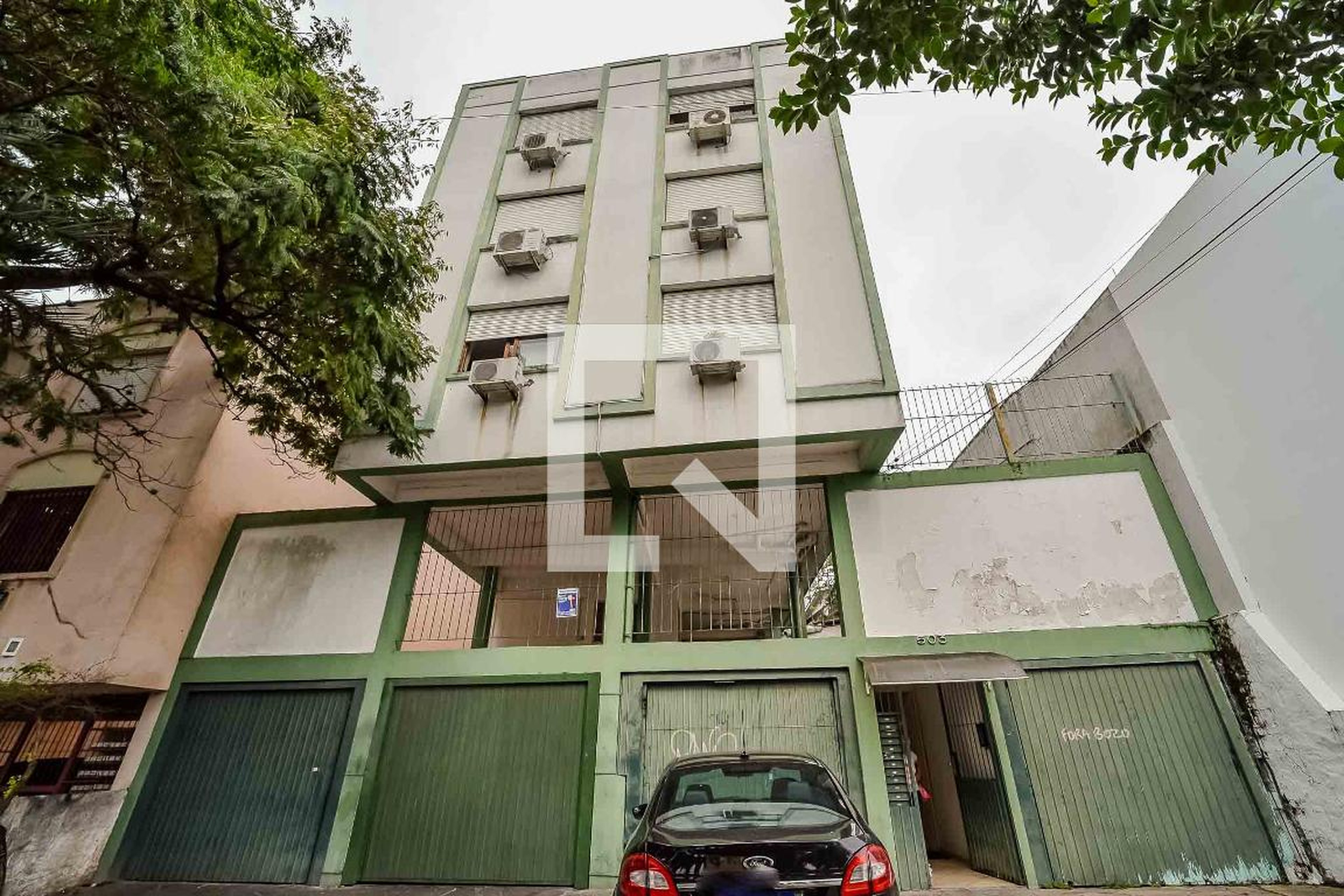 Fachada Condomínio em Avenida Saturnino de Brito, 503