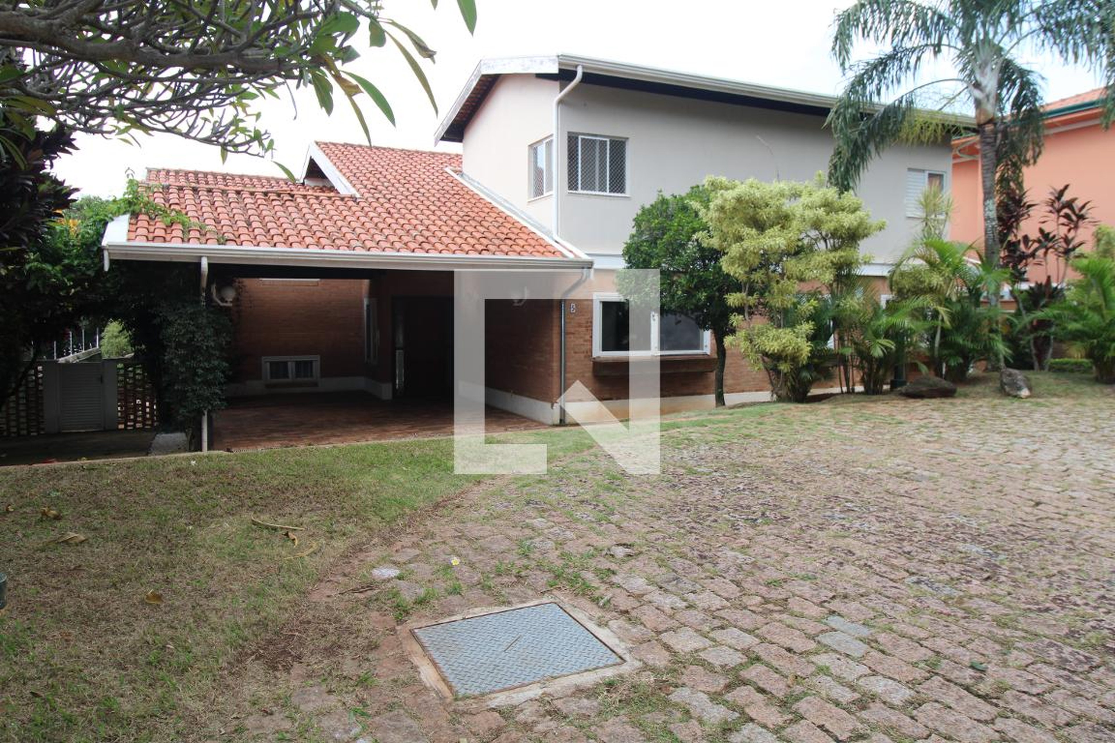 Fachada Condomínio em Rua Egberto Ferreira de Arruda Camargo, 170