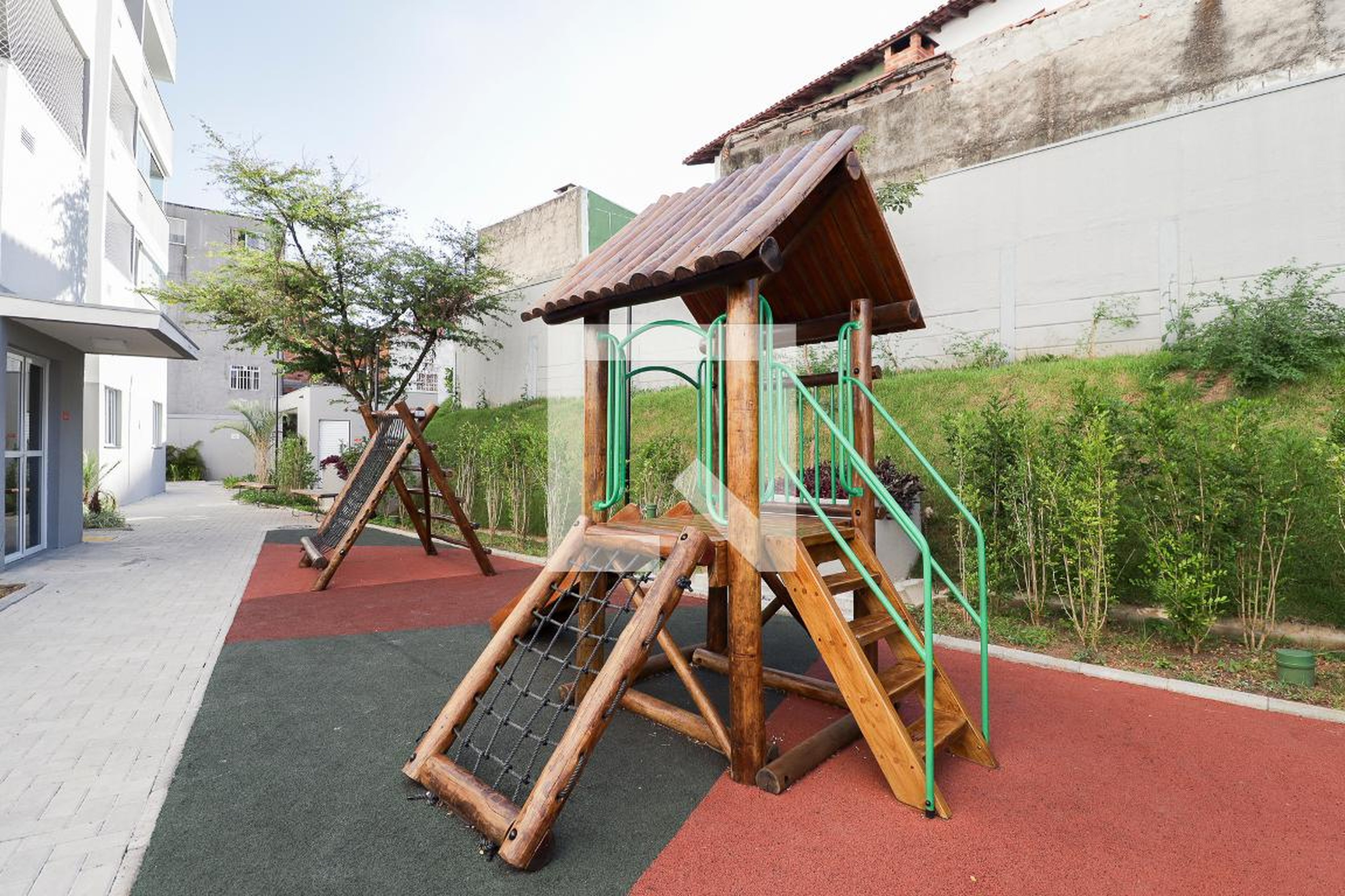 Playground - Vibra Santana - Oficial