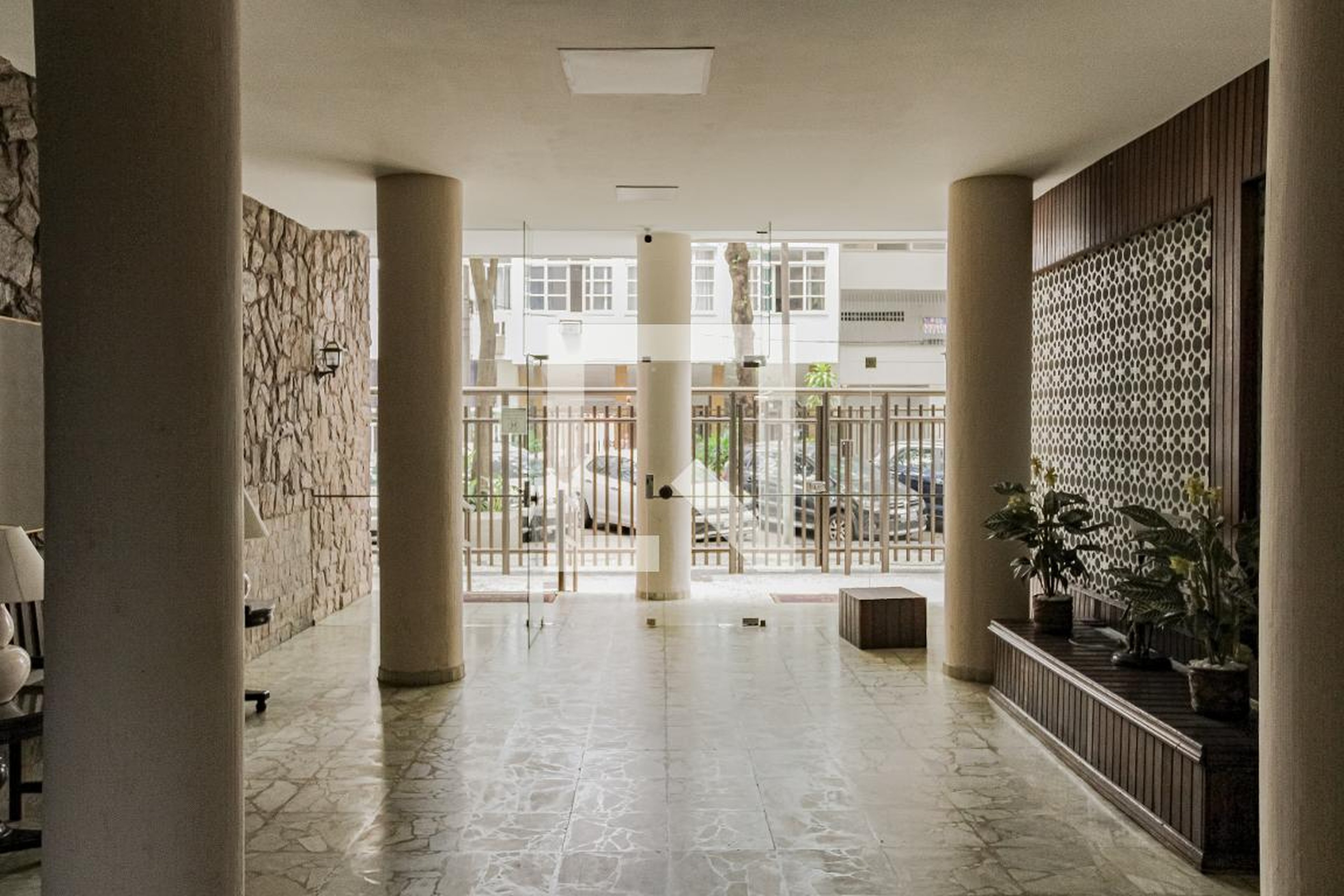 Hall de entrada - Edifício Delfos