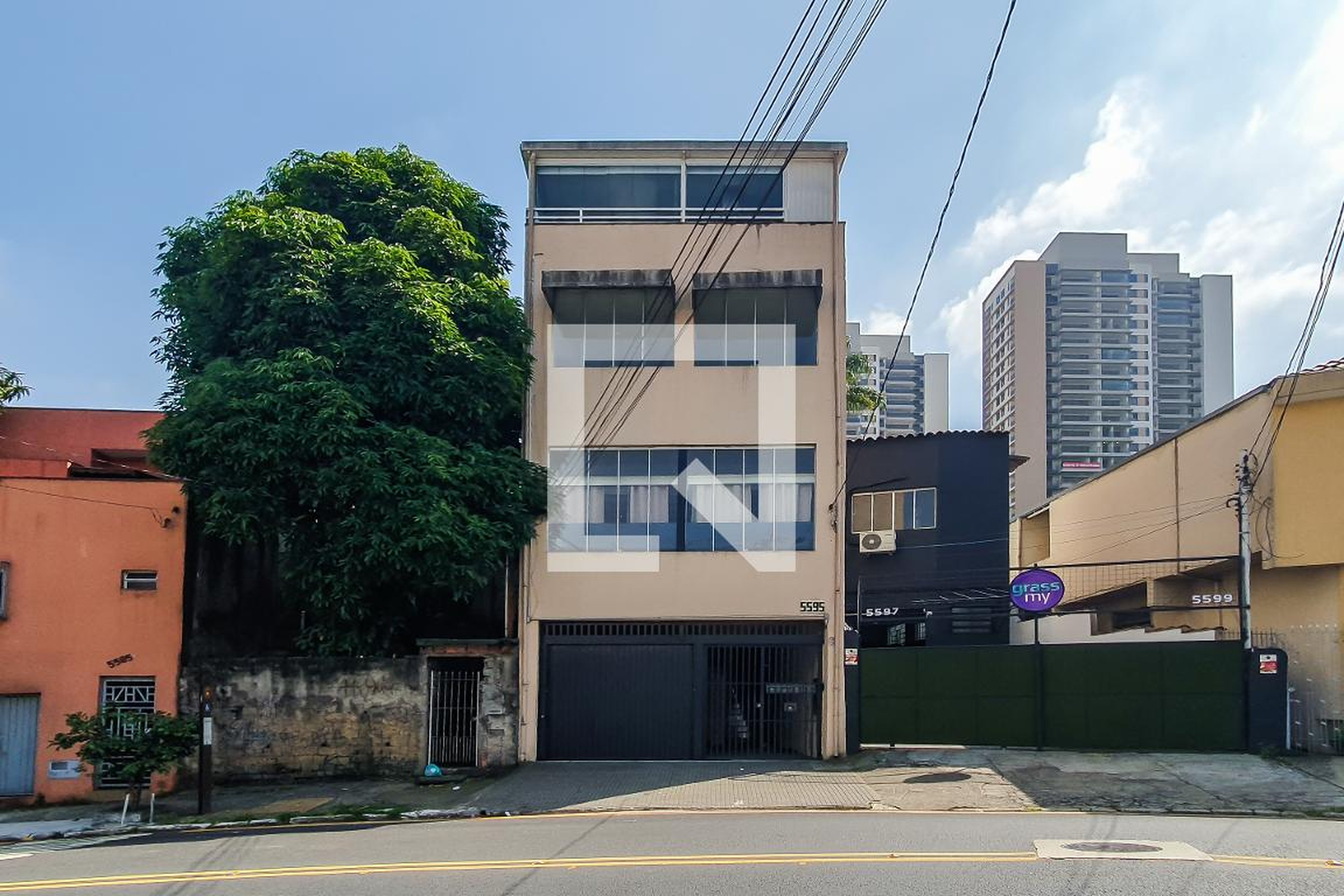 Fachada do Prédio Condomínio em Rua Vergueiro, 5595