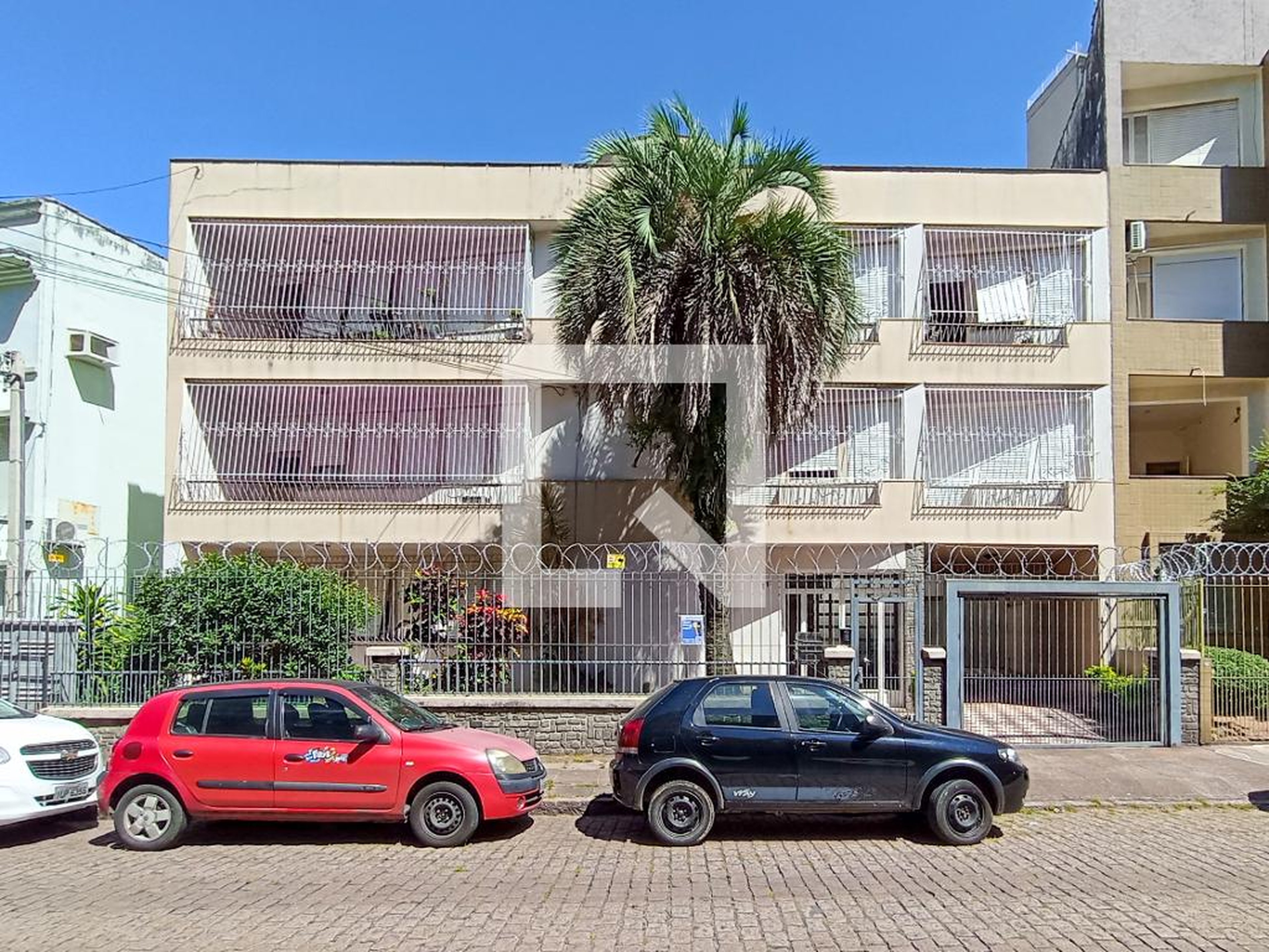 Fachada Condomínio em Rua Augusto Pestana, 71