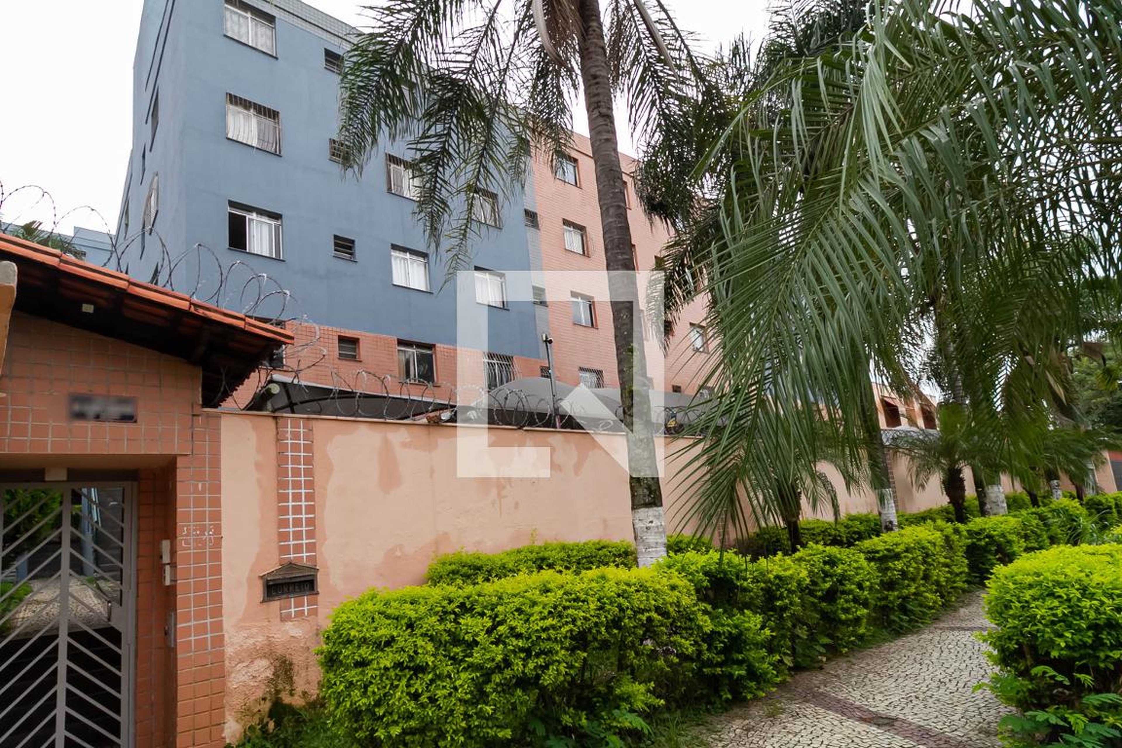 Fachada do condomínio Residencial Lá Rochelle