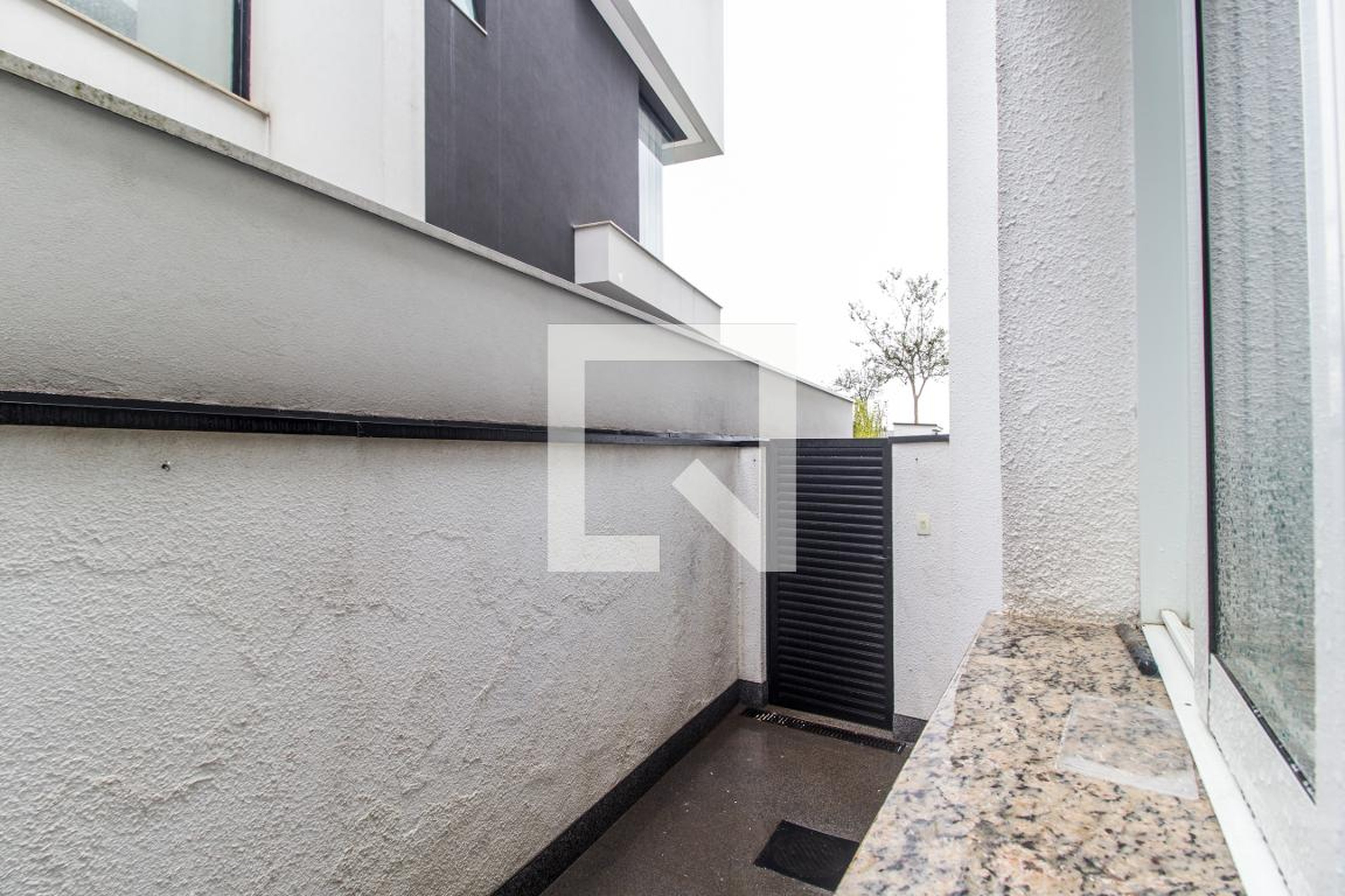 Entrada Condomínio em Alameda Julieta, 670