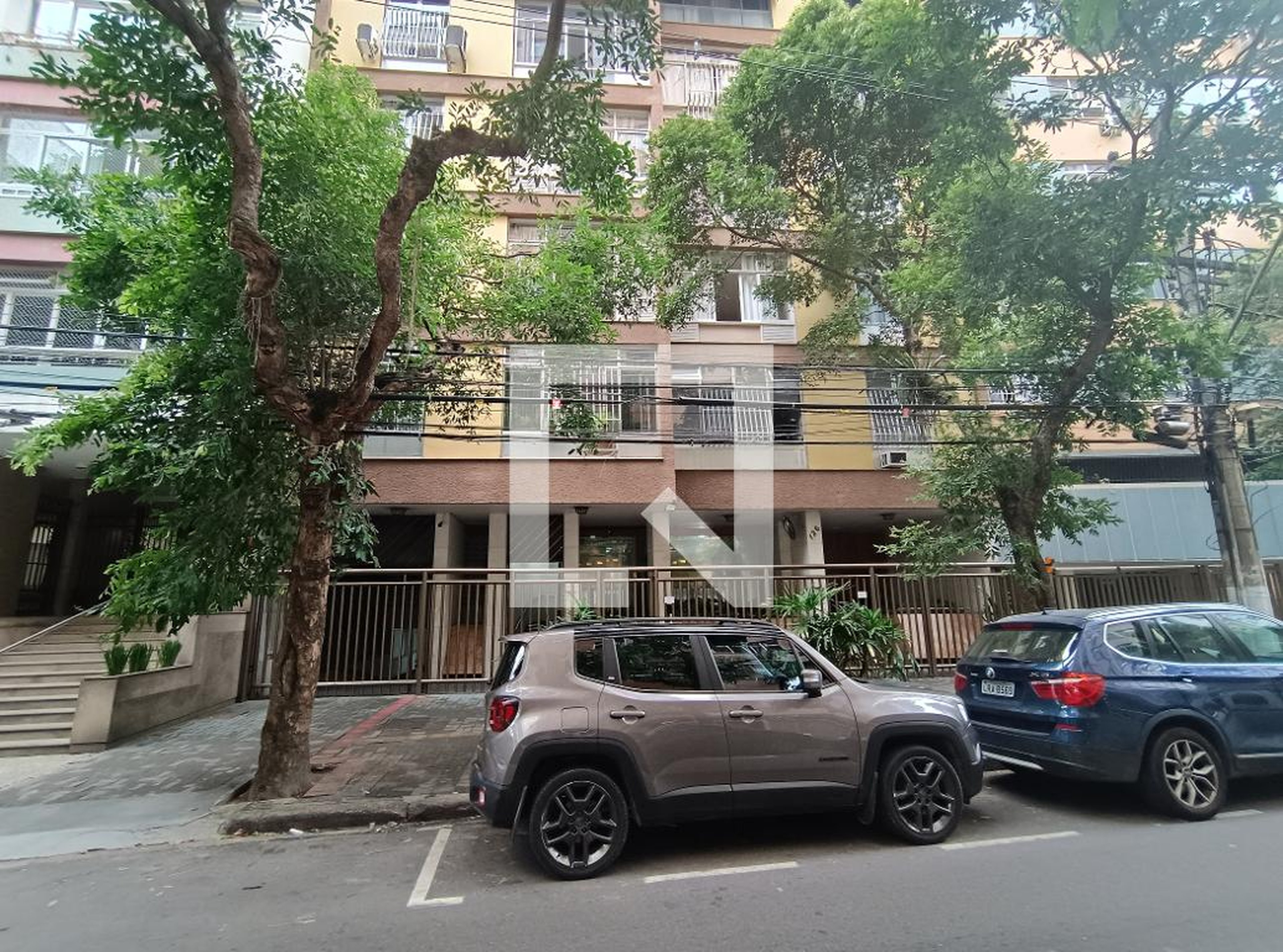 Fachada Condomínio em Praia Canto do Rio, 126