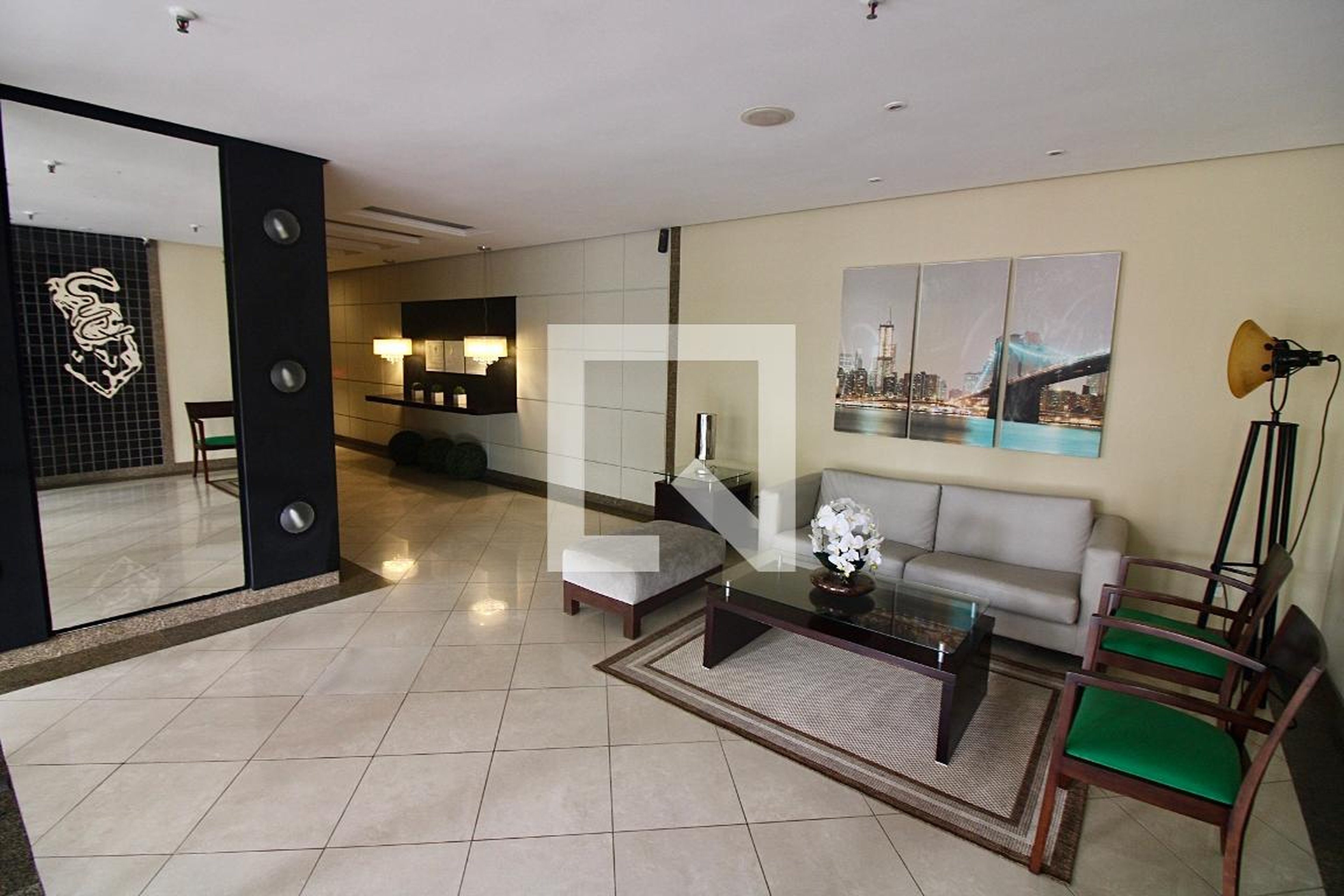 Hall de entrada Condomínio em Avenida das Américas, 300