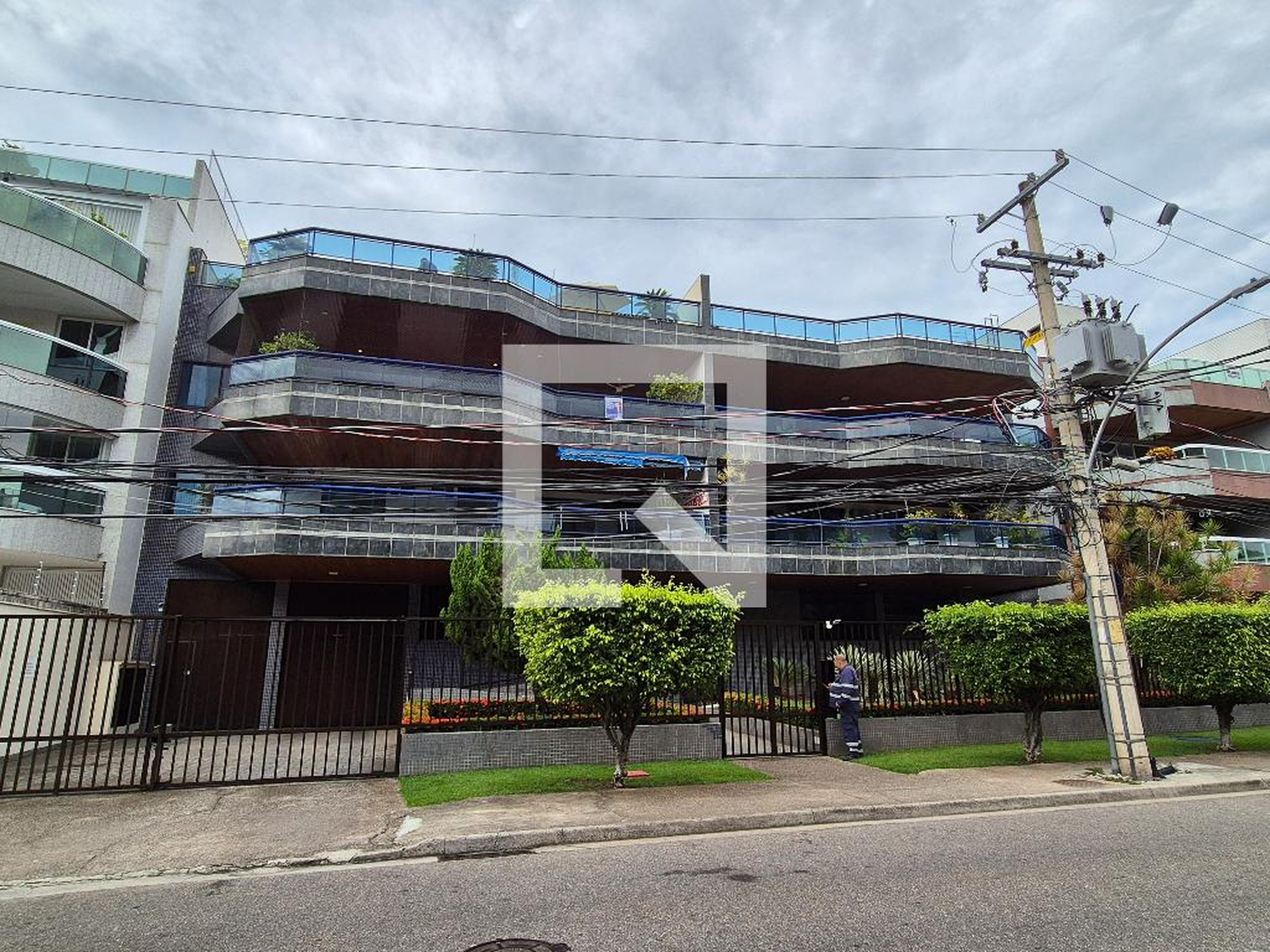 Fachada Condomínio em Rua José Américo de Almeida, 711