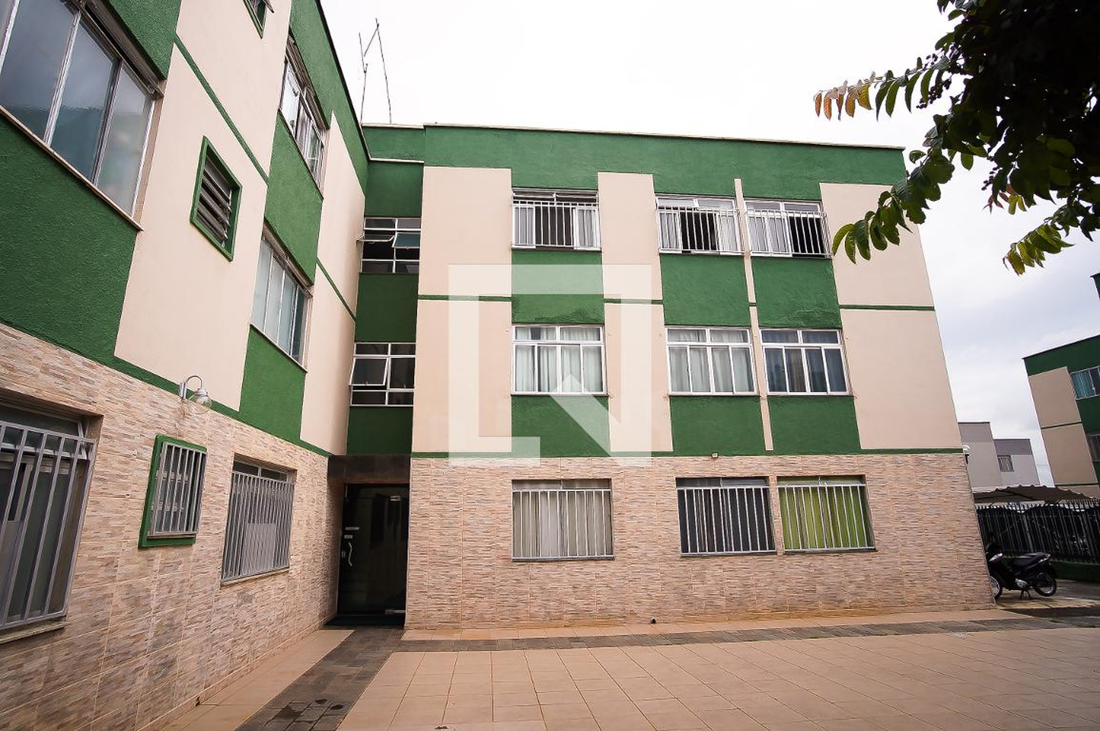 Fachada Condomínio em Rua Jauá, 21