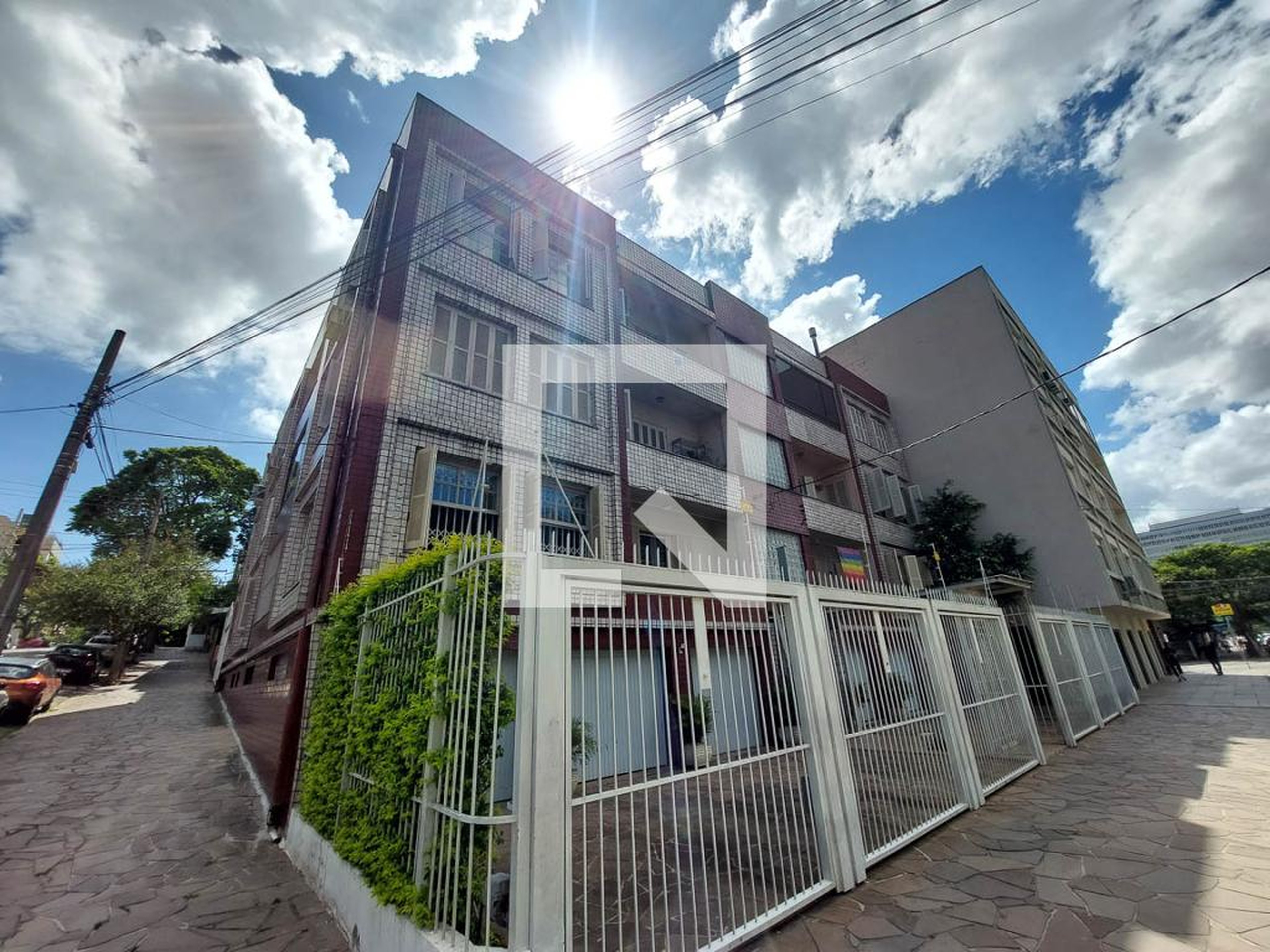 Fachada Condomínio em Avenida Jerônimo de Ornelas, 510