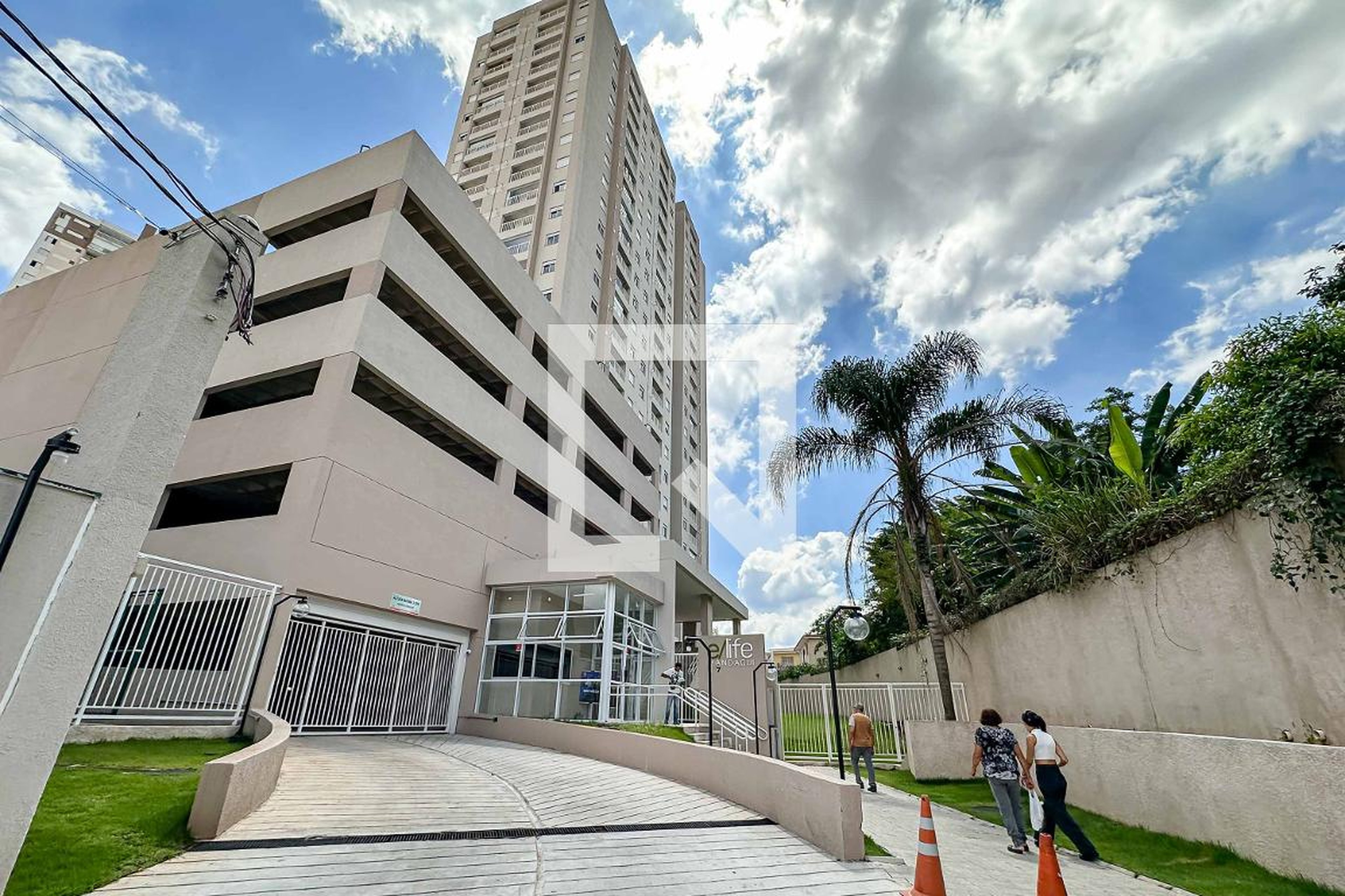 Fachada Condomínio em Rua José Conhago Pomare, 1306