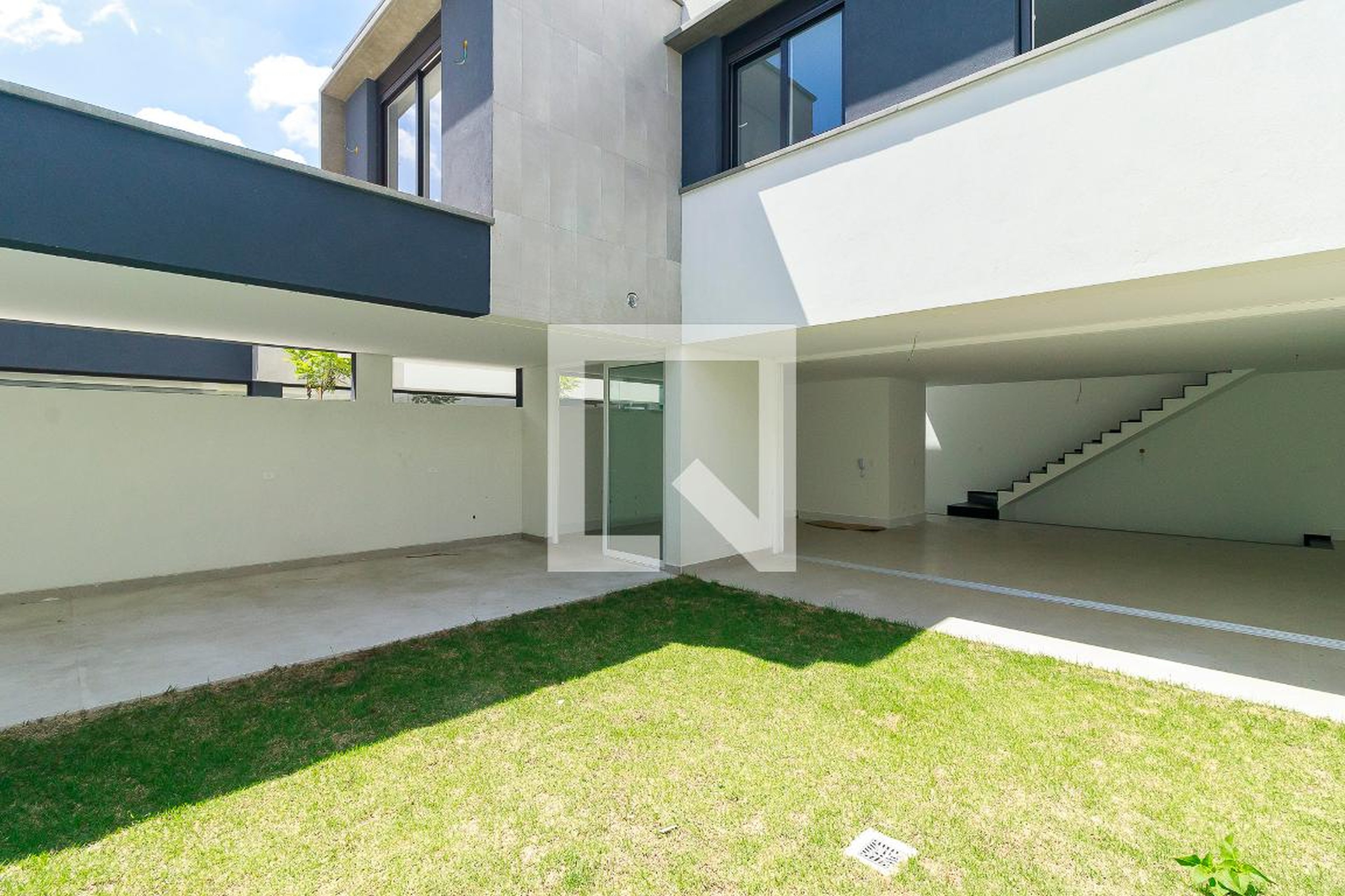 Área Externa - Jade