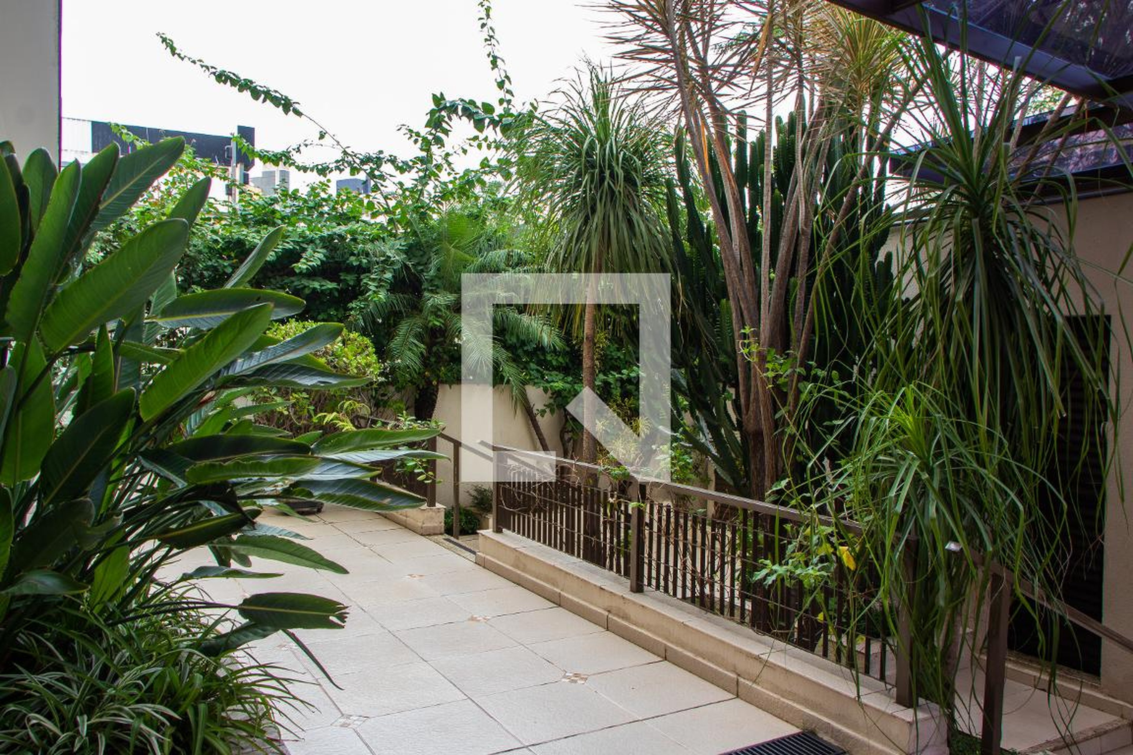 ÁREA EXTERNA - J.p.figueiredo