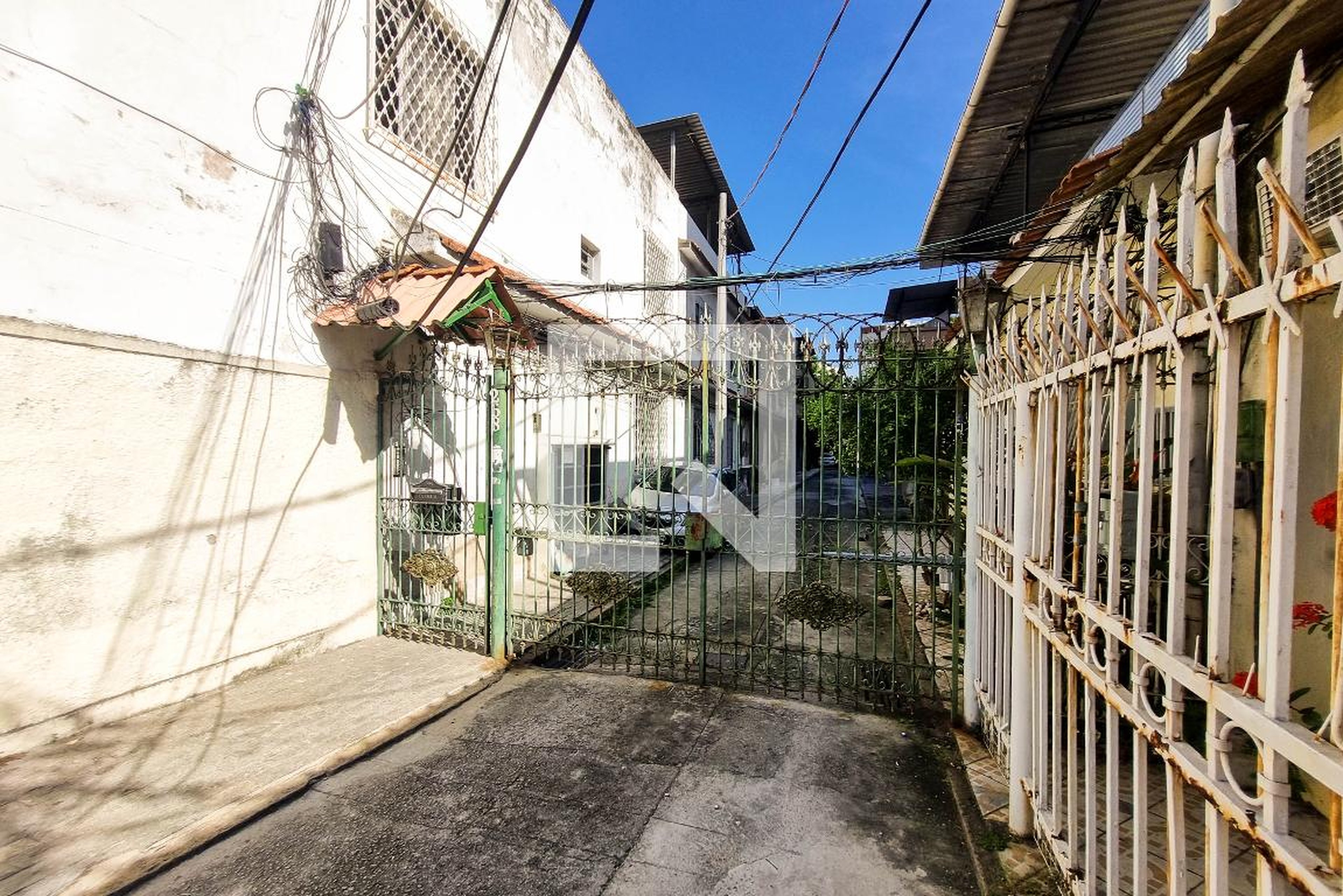 Fachada Condomínio em Avenida Professor Manoel de Abreu, 268