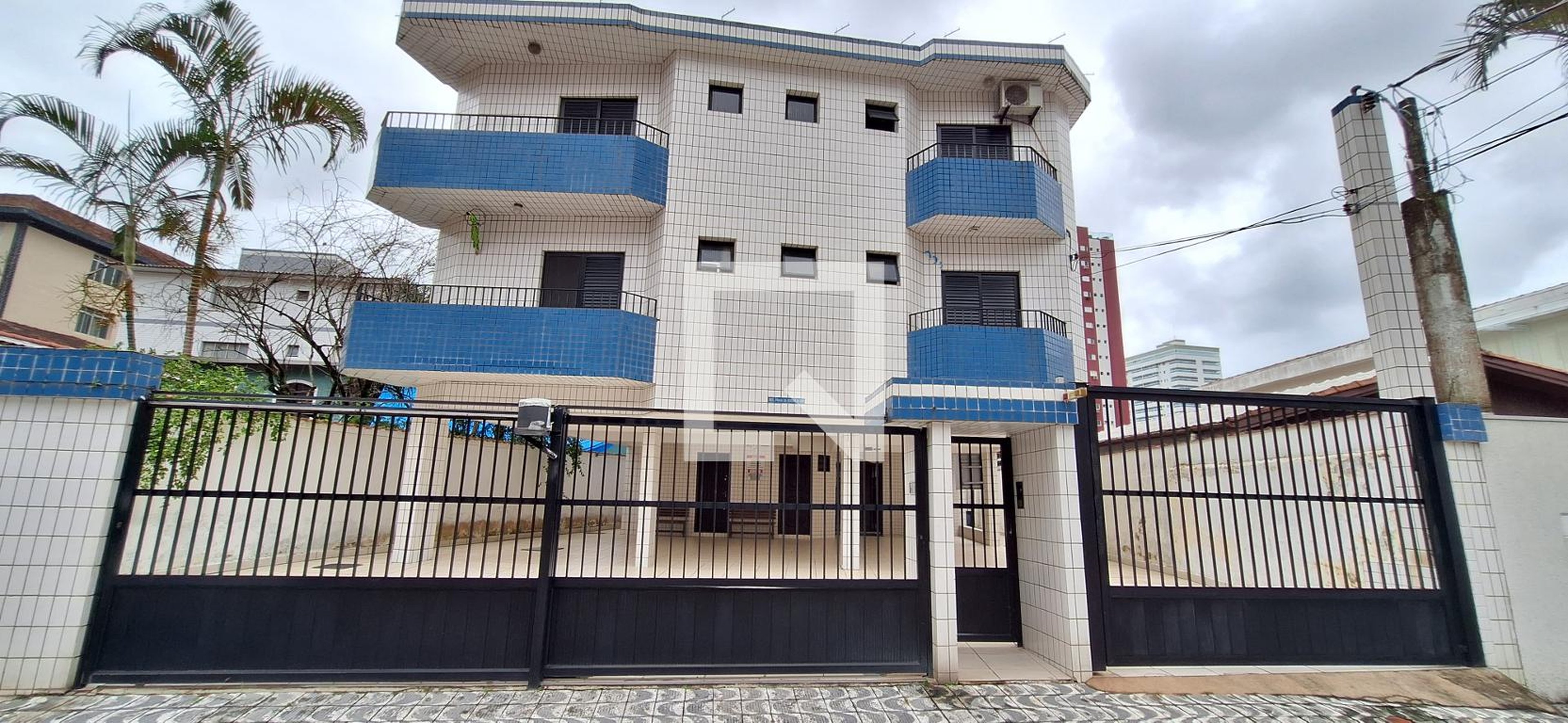 Fachada Condomínio em Rua Brigadeiro Faria Lima, 337