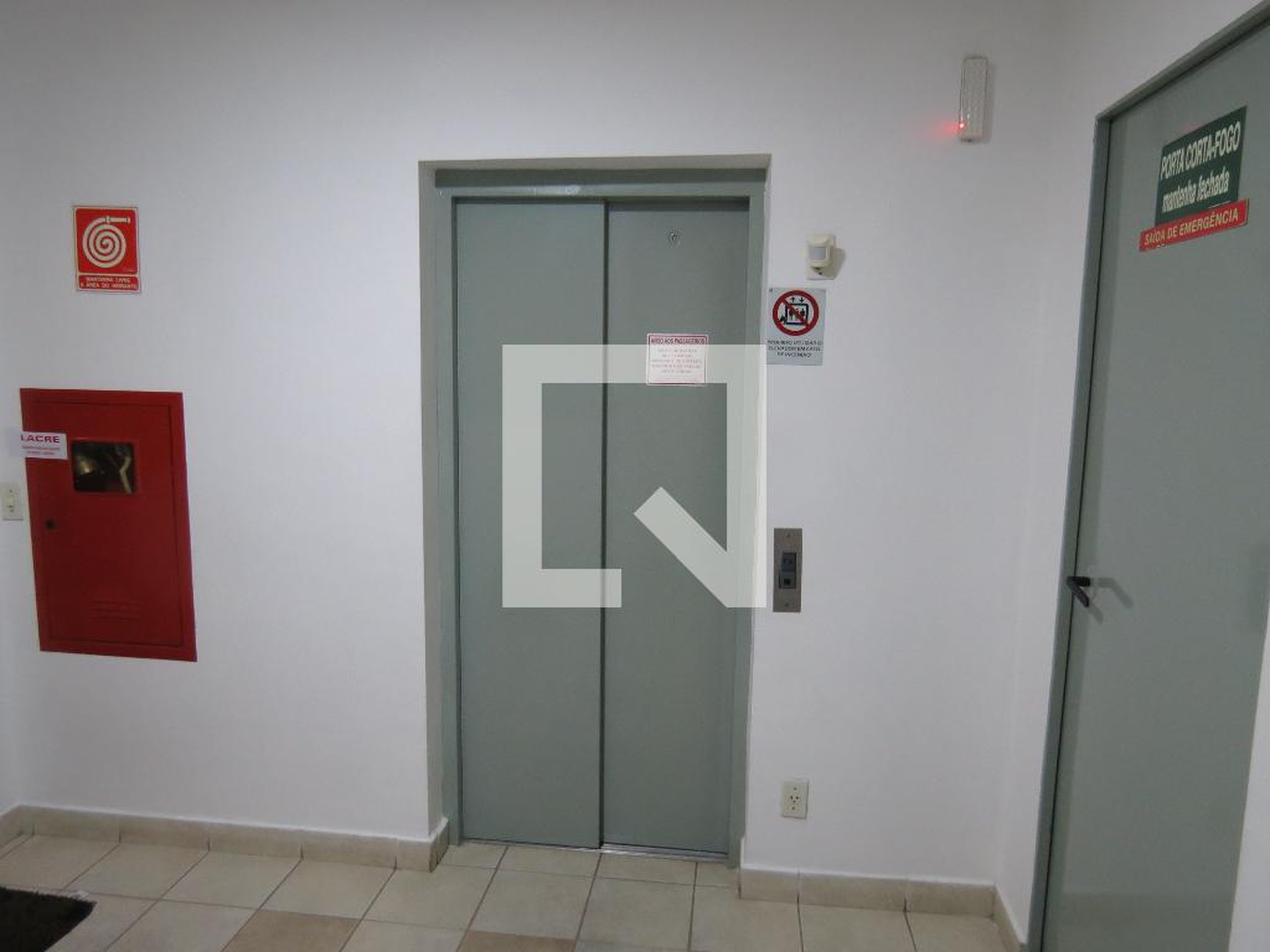 Elevador - Vila Romana