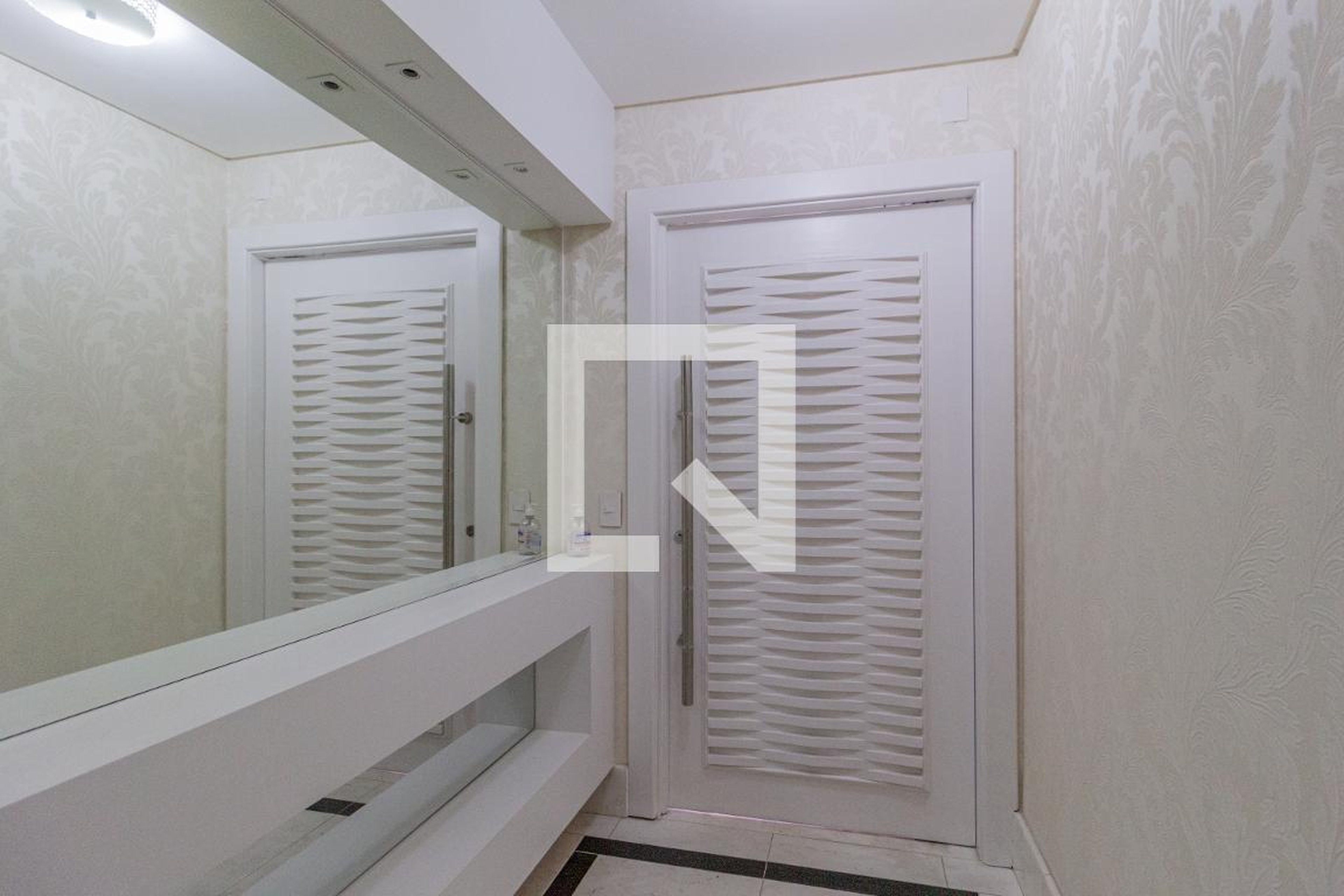 Hall de entrada - One