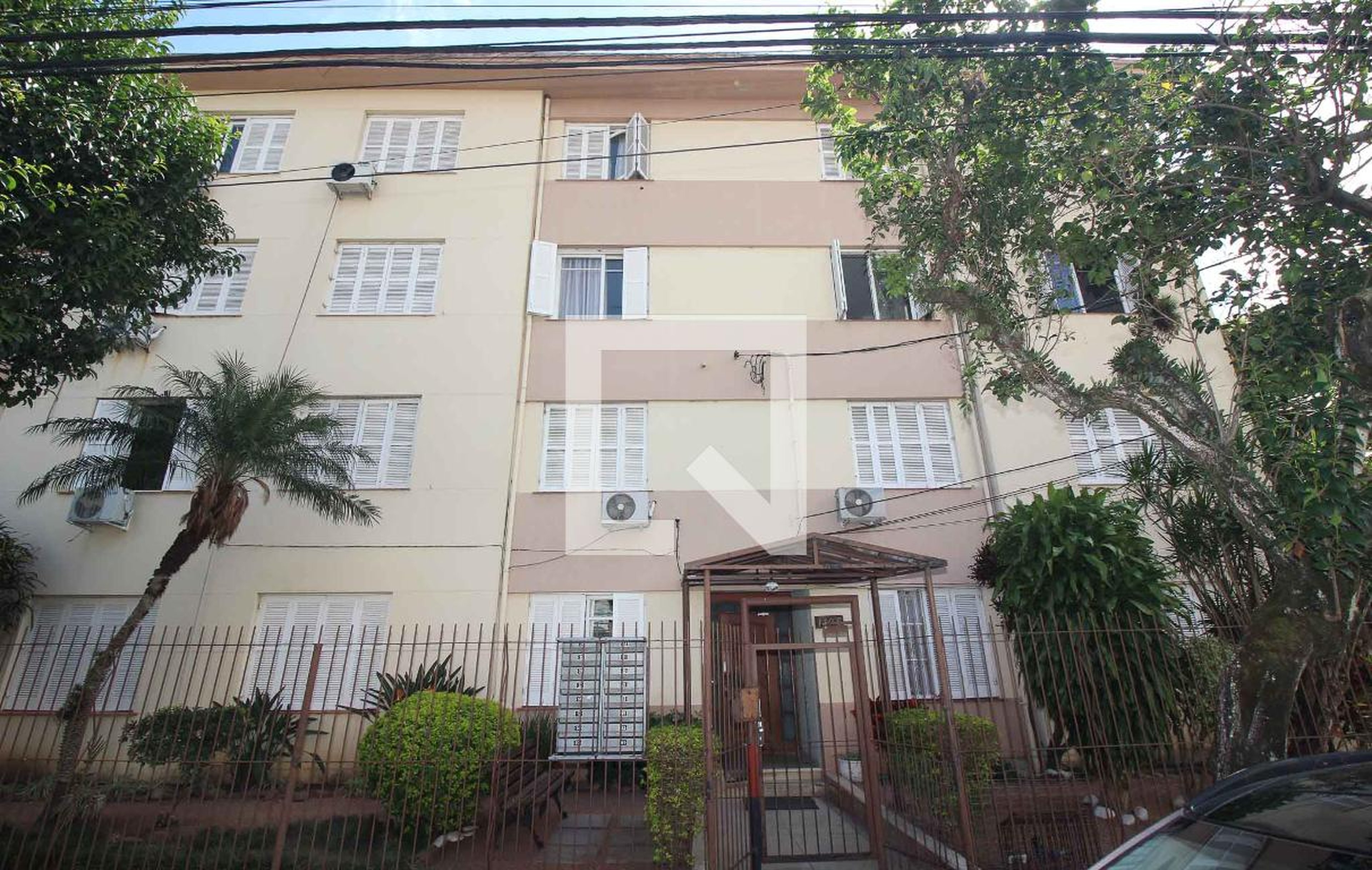 Fachada do Prédio Condomínio em Av. Getúlio Vargas, 1485 - Menino Deus, Porto Alegre - Rs, 90150-005, Brasil, 1485