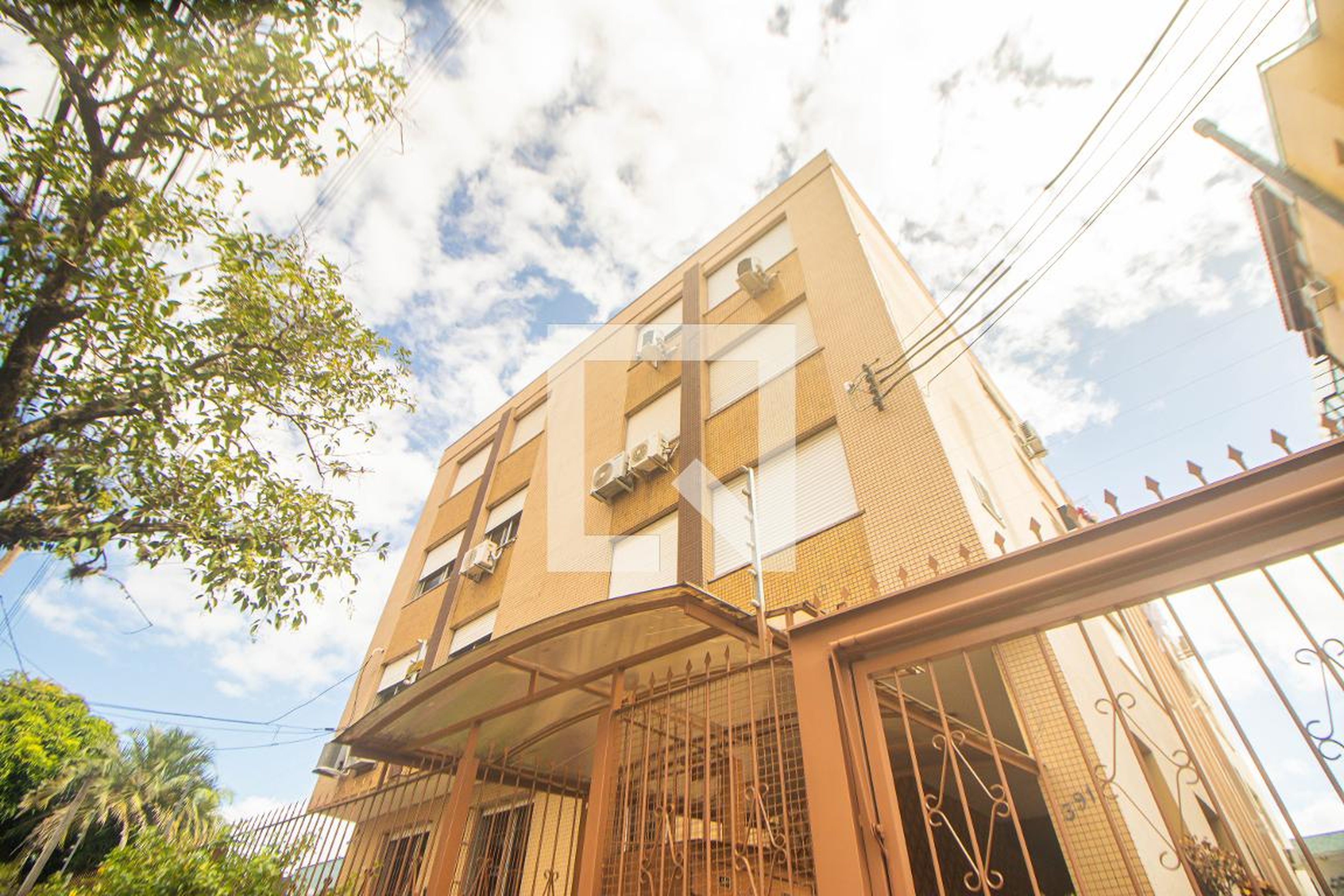 Fachada Condomínio em Rua Dom Diogo de Souza, 391