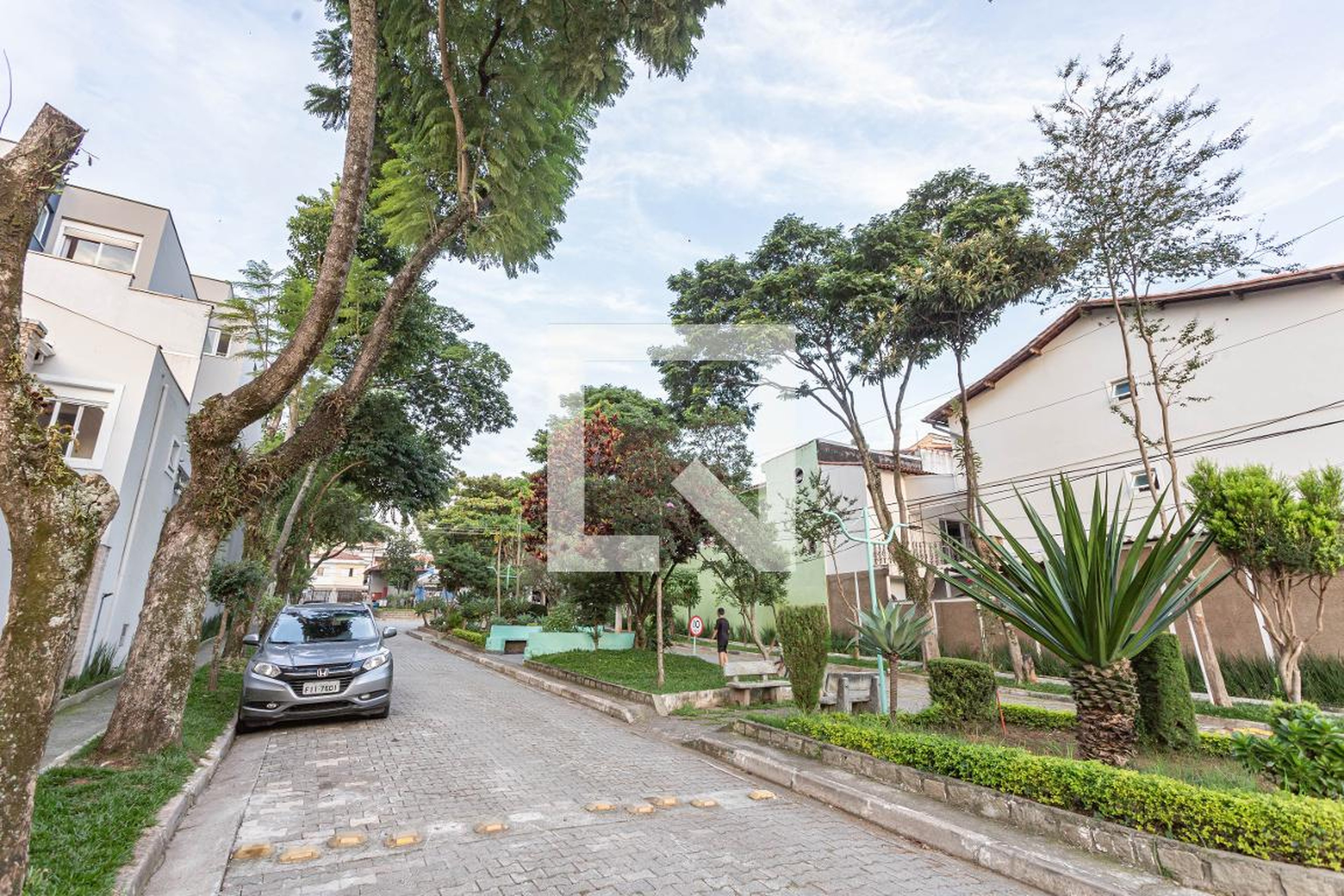 Condomínio - Conjunto Residencial Parque das Mercês