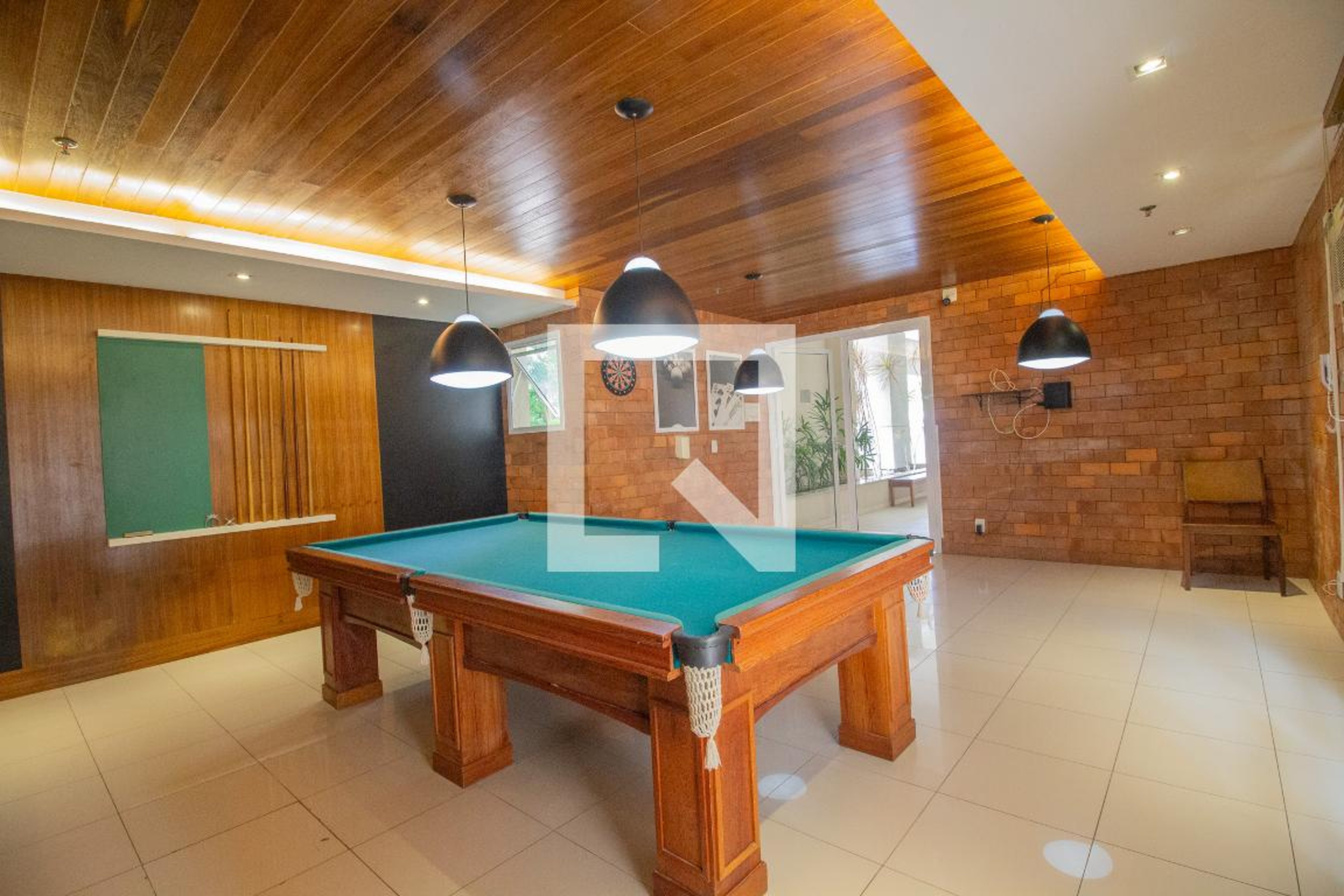 Sala de Jogos - Thai