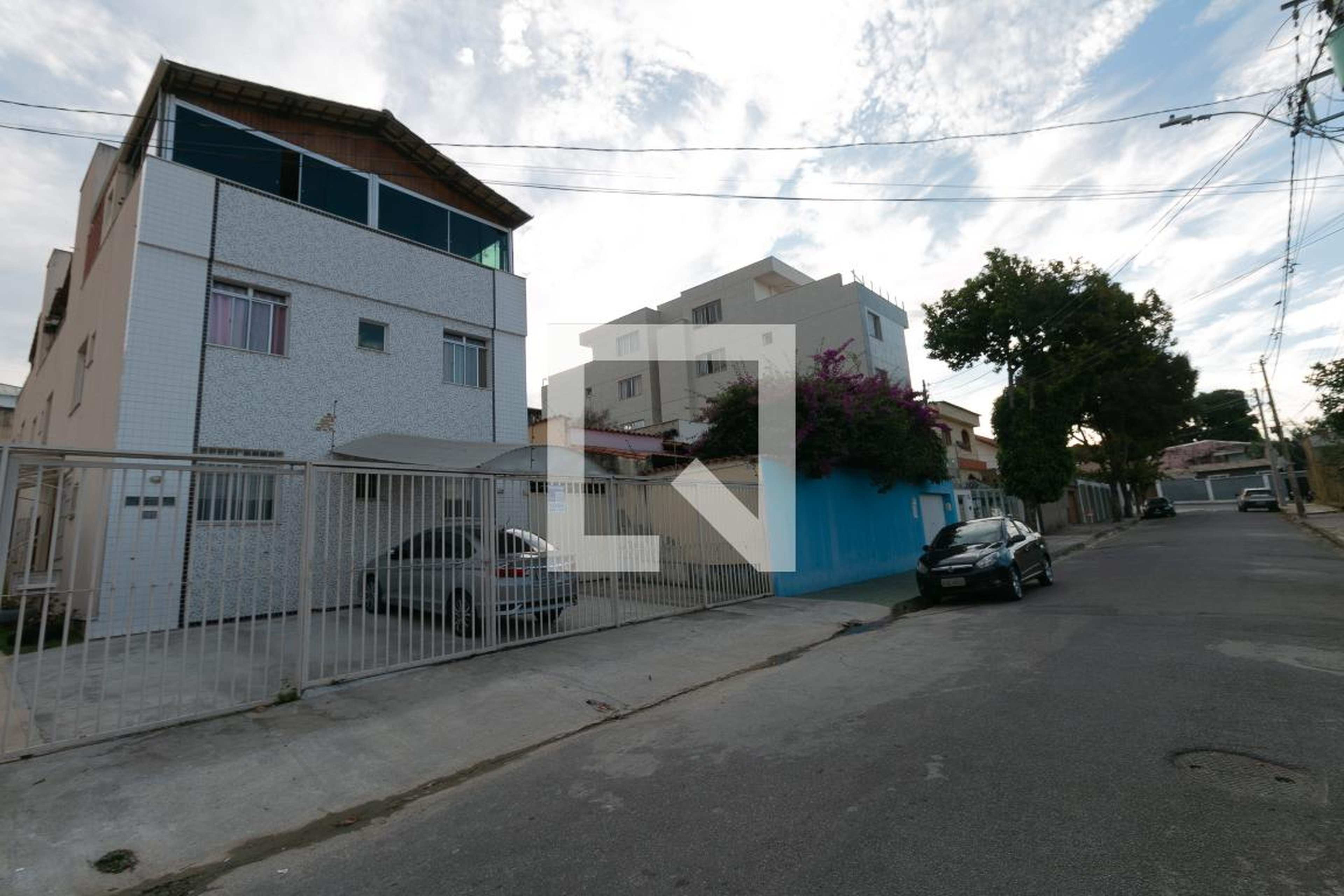 Fachada Condomínio em Rua Senador Carneiro de Campos, 105