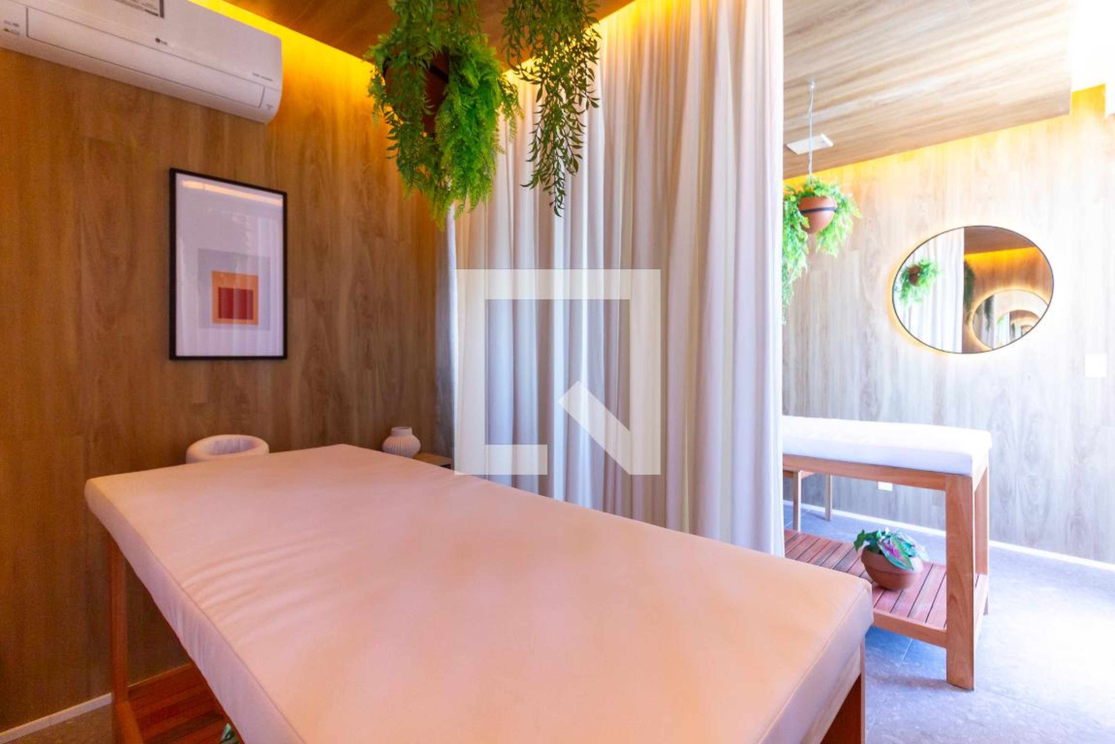 Sala de Massagem - Aimberê by You,inc