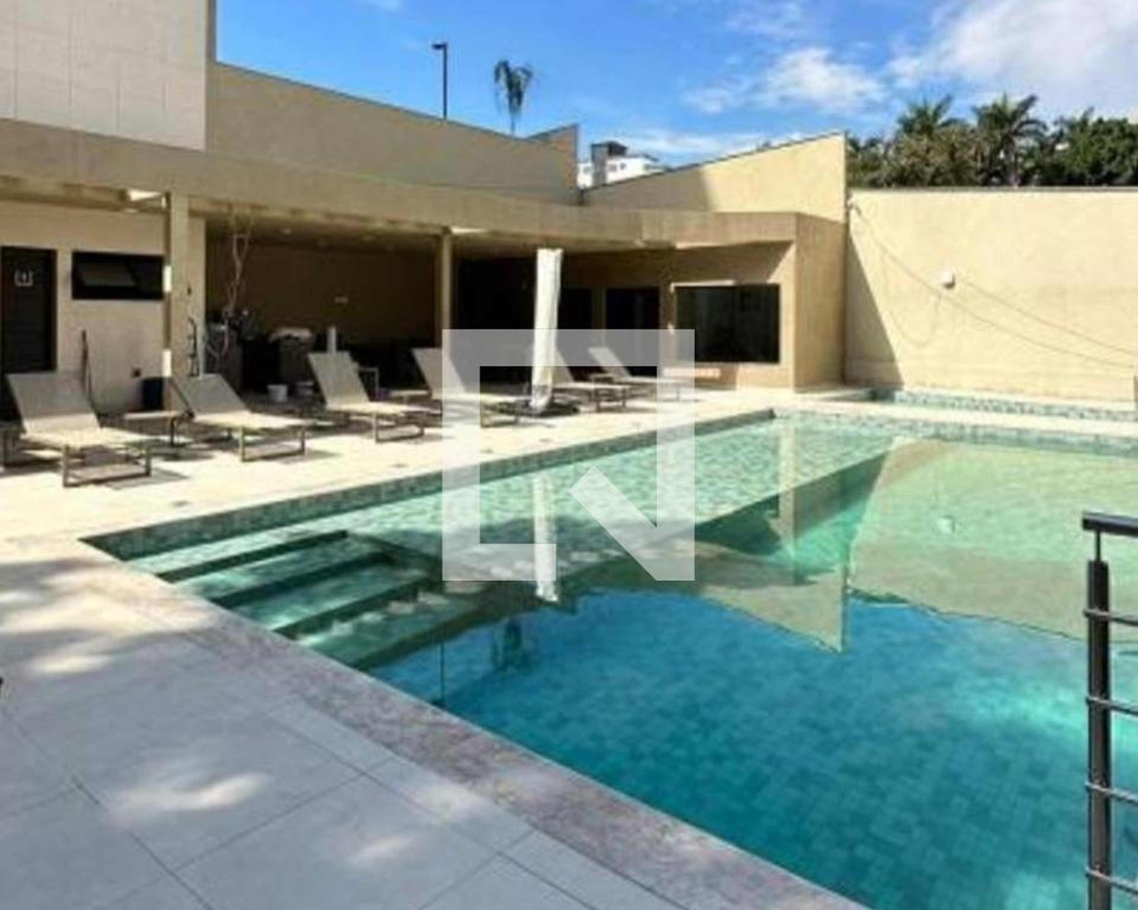 Piscina - Edifício Fontana di Trevi