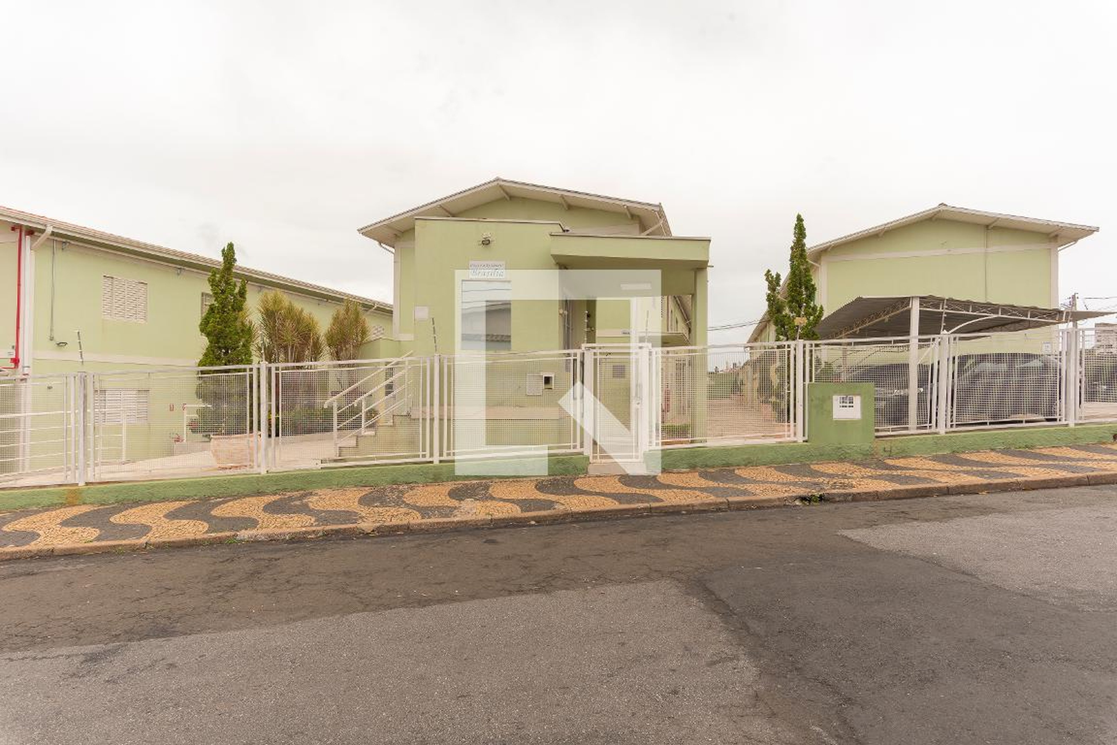 Fachada do Condomínio Condomínio em Rua Frei José do Monte Carmelo, 1424