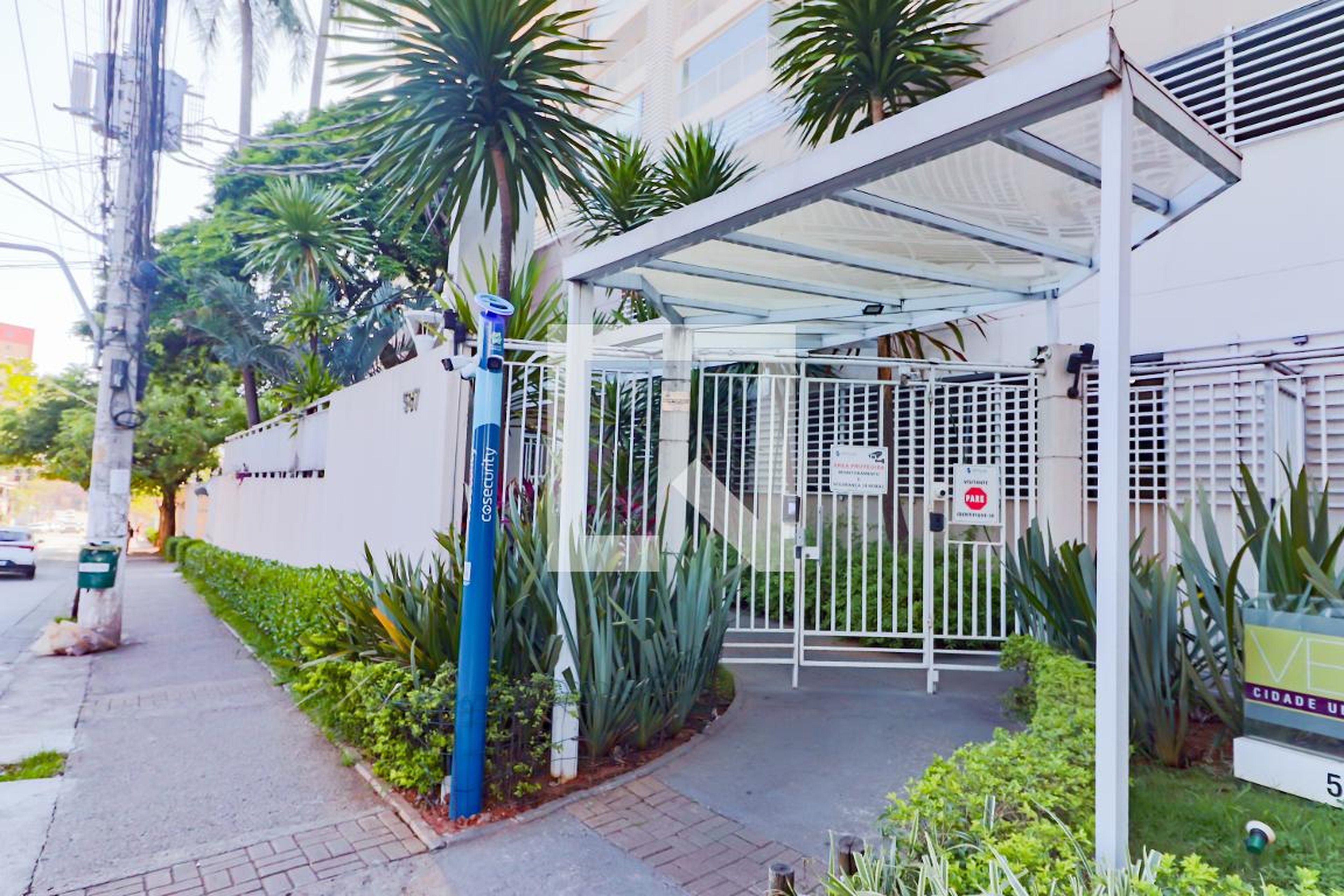 Fachada Condomínio Vert Cidade Universitária