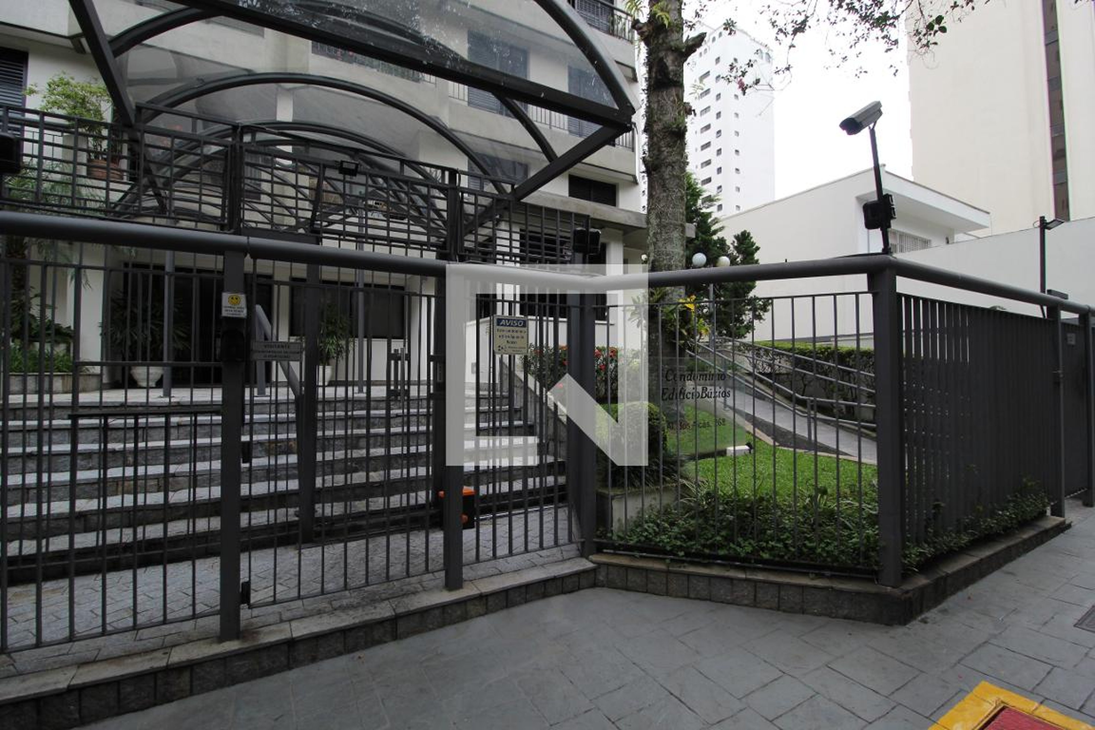 Fachada do Prédio Condomínio em Avenida Indianópolis, 268