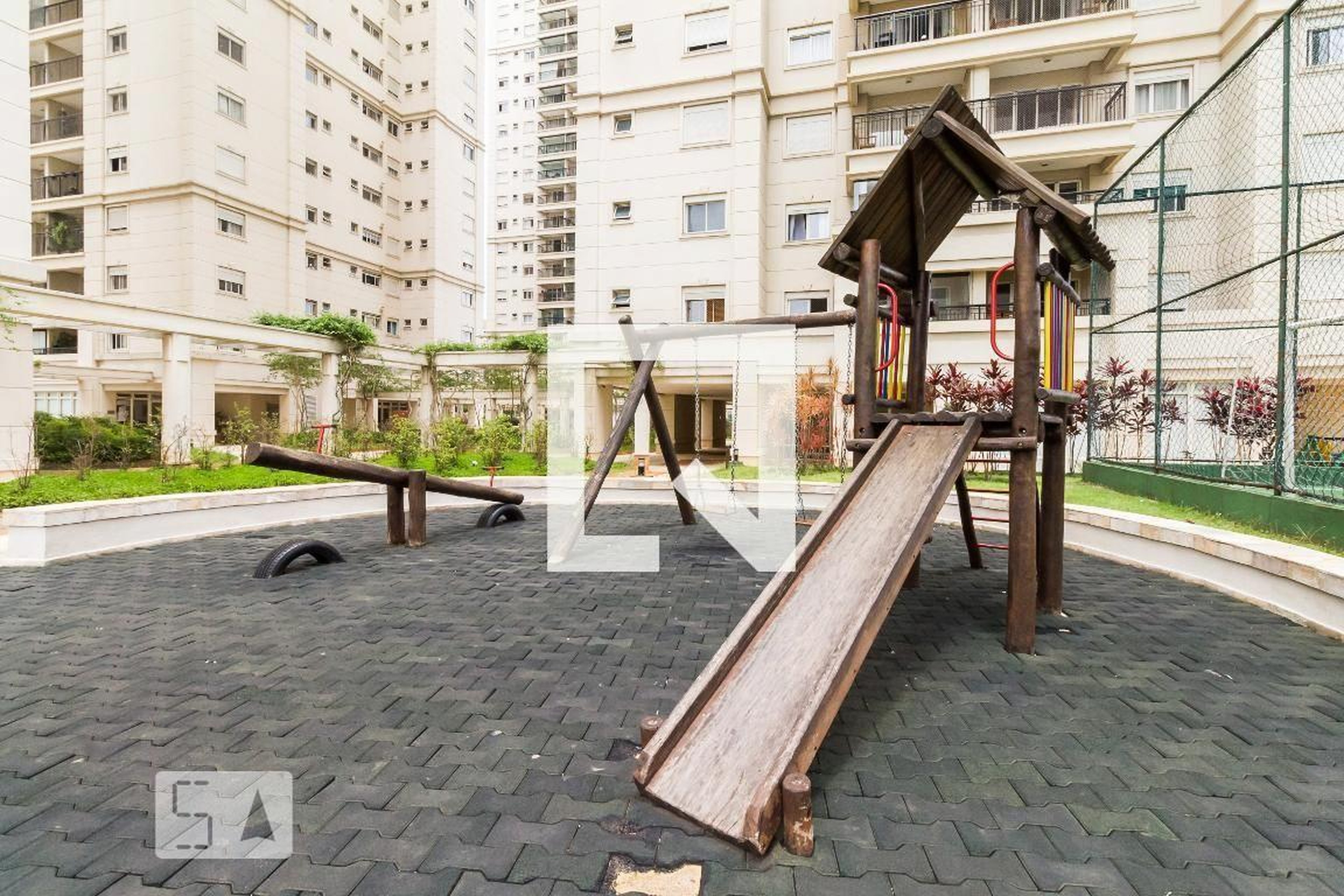 Playground - Piazza San Pietro