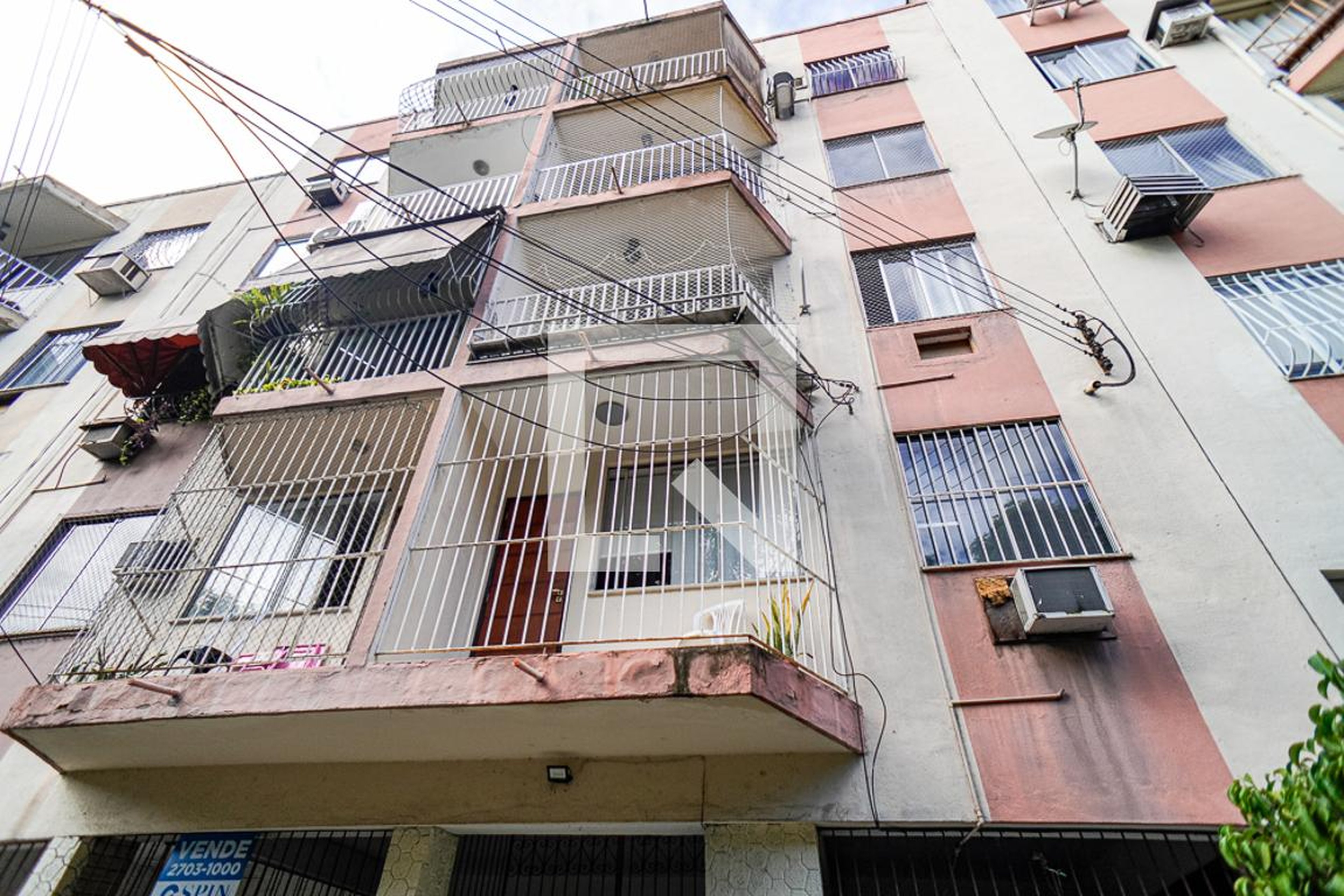 Fachada Condomínio em Rua Zoraida Brasil Alcântara, 83